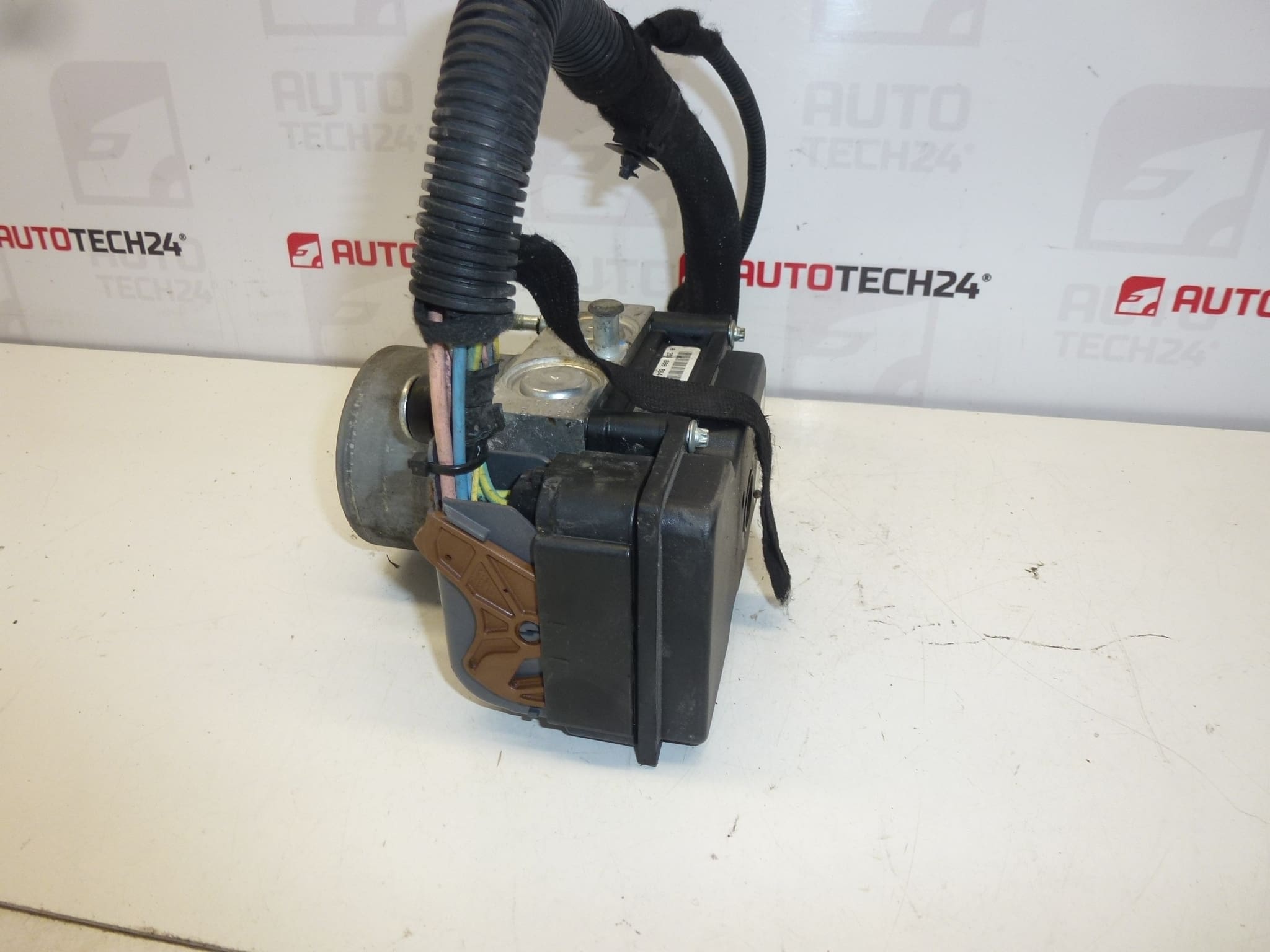 ABS ESP Bosch 9666093180 0265800884 9660107180 4541LF 4541LG - Obrázek 2