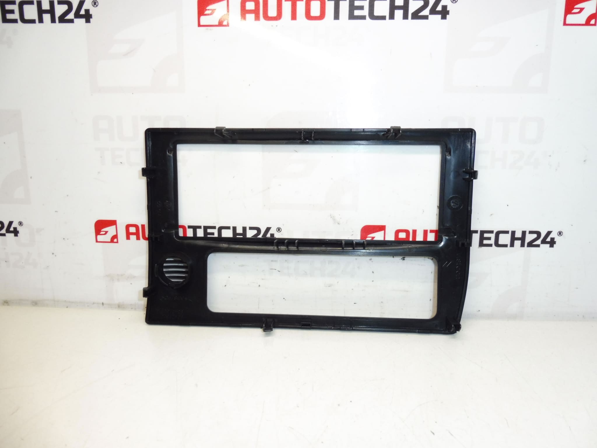 Panel palubní desky Citroën Xsara 9642155077 821145 - Obrázek 2