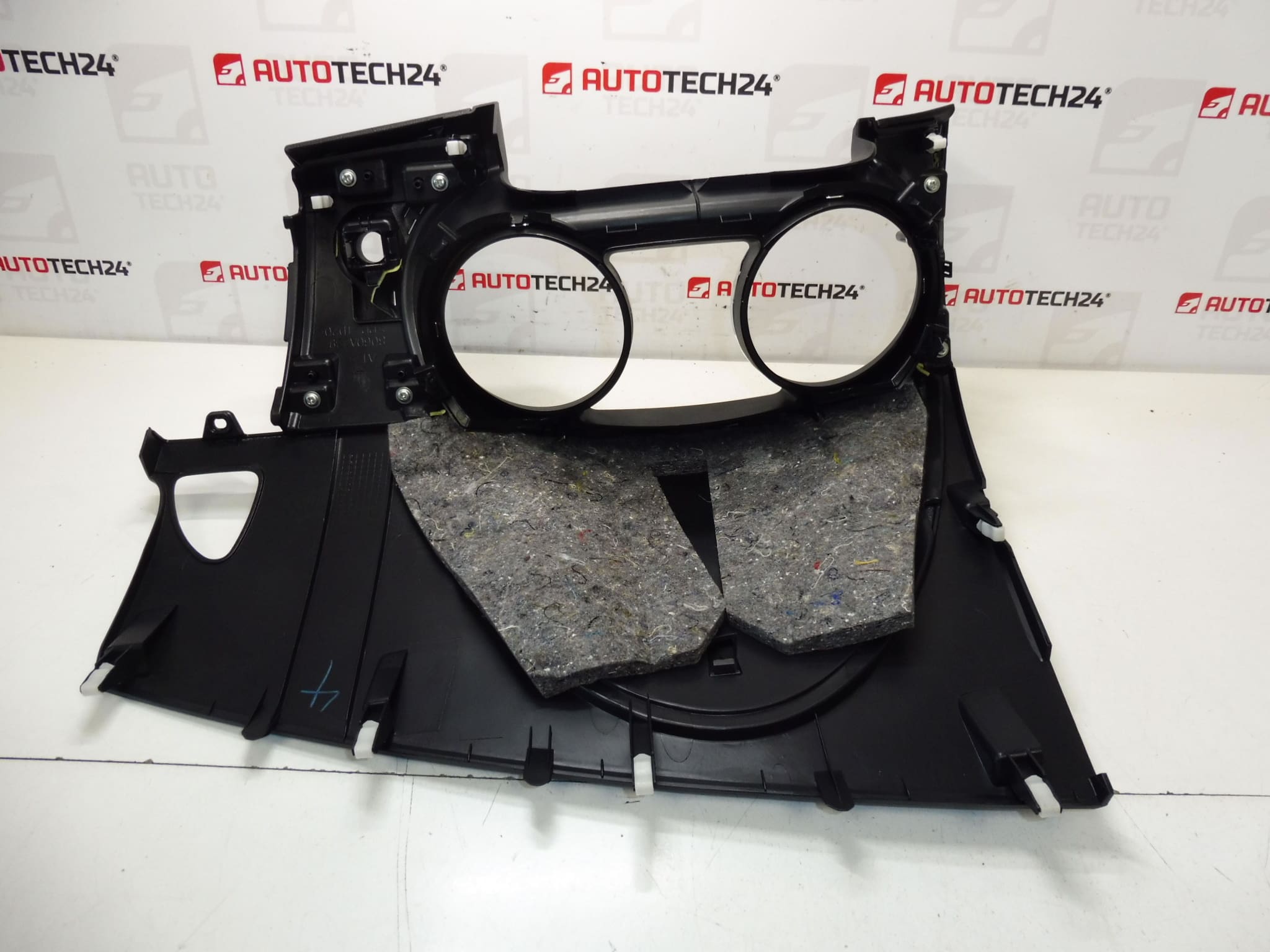 Kaplička tachometru Citroën C-Crosser Peugeot 4007 8060A089 8265LR - Obrázek 2