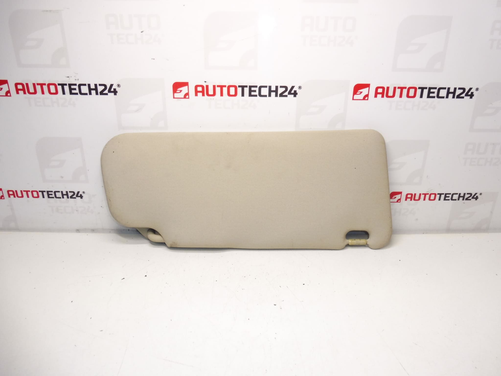 Sluneční clona řidiče Citroën C-Crosser Peugeot 4007 8143TW