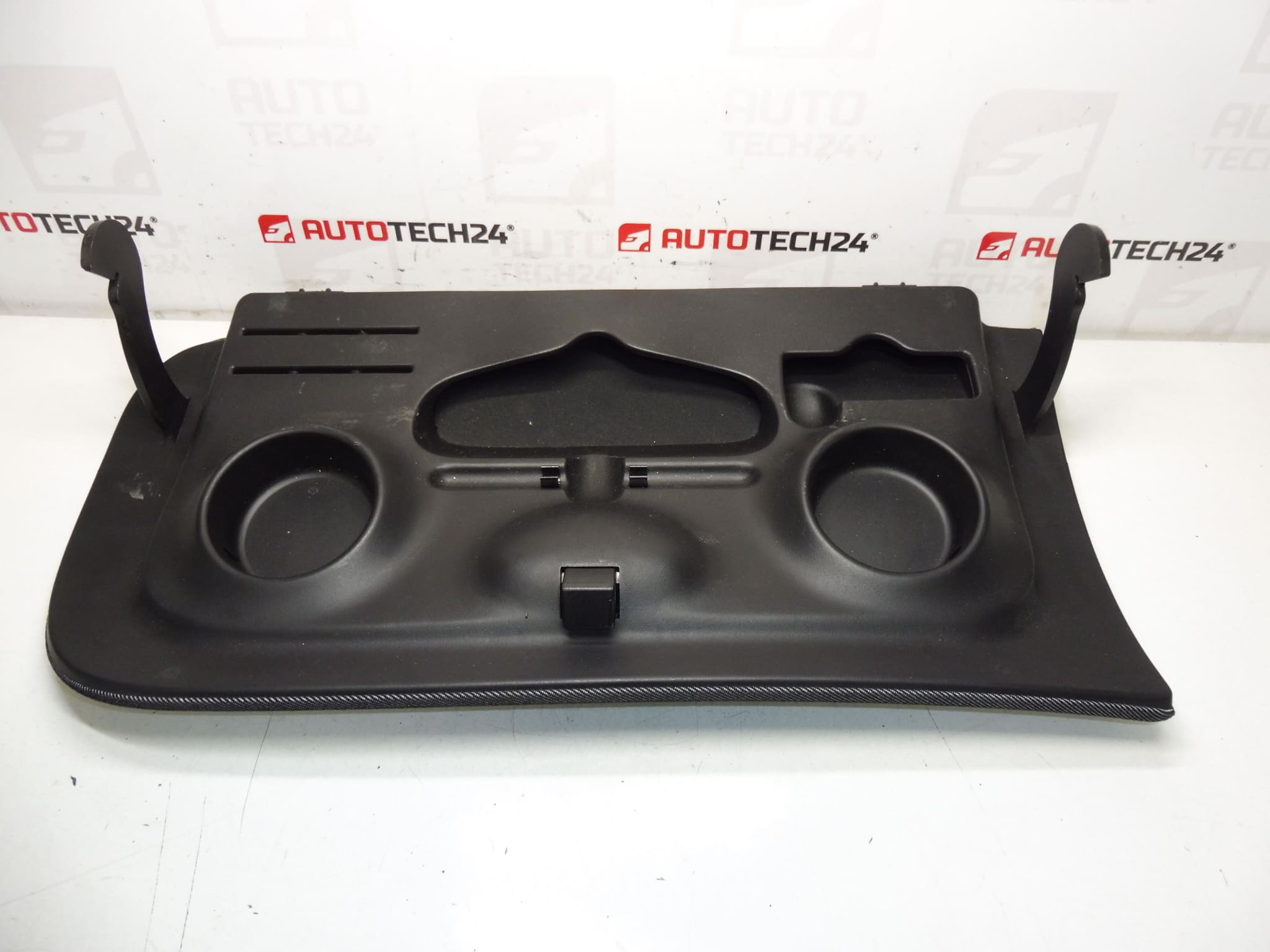 Víko odkládací schránky Peugeot 206 96841349CY 8218VH - Obrázek 2