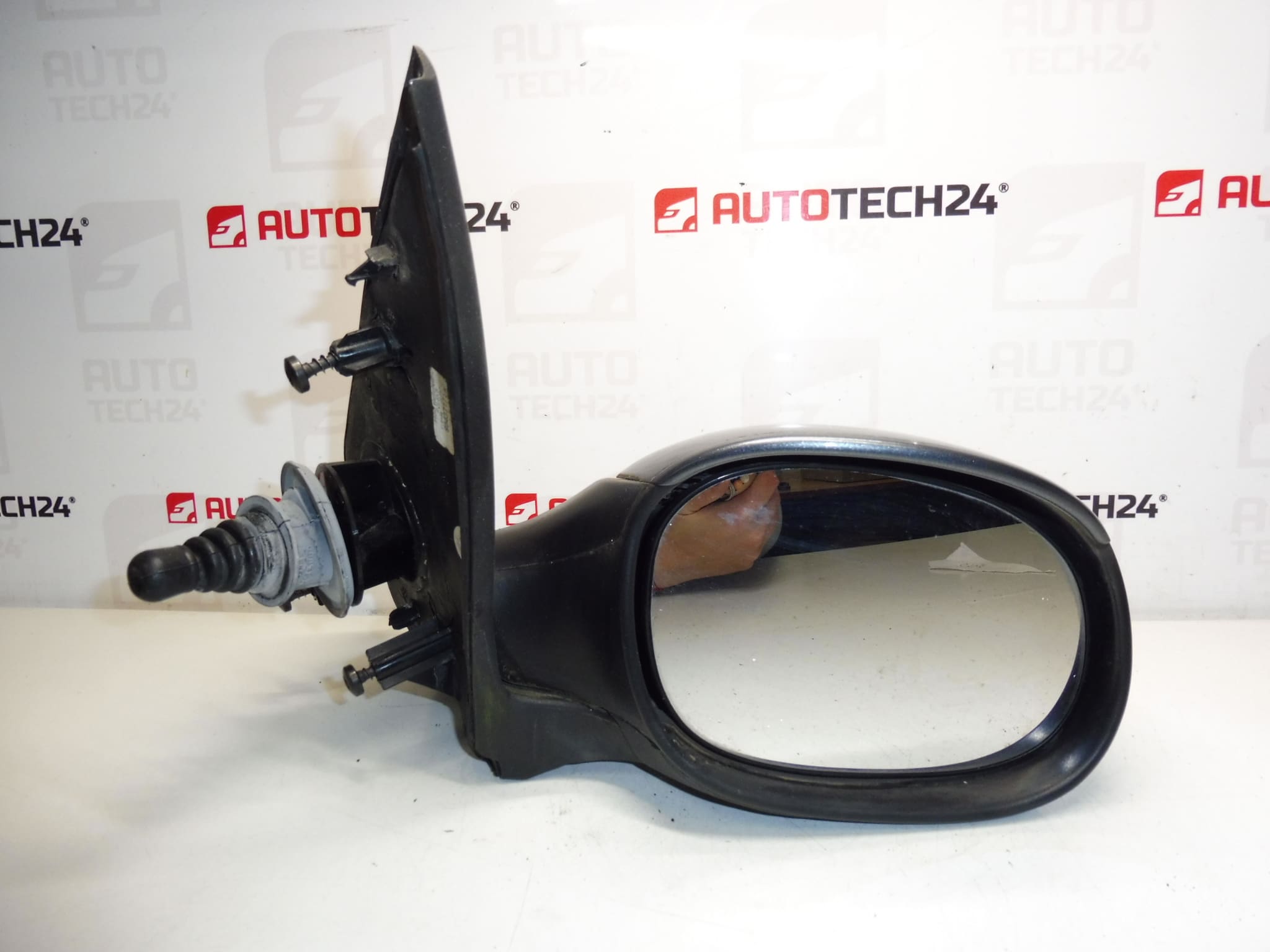 Pravé zrcátko Peugeot 206 KTH 96437171XT 8148XY - Obrázek 2