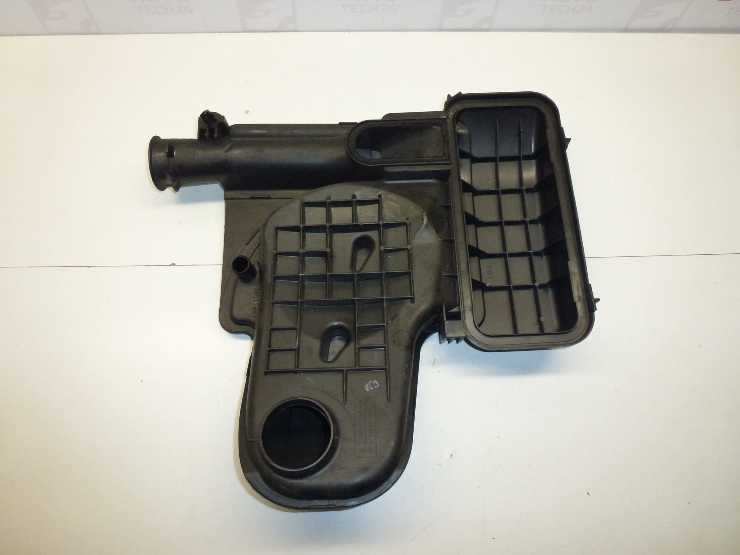 Sání Citroën Peugeot 1.0 1KR 17705-0Q020 144091 - Obrázek 2