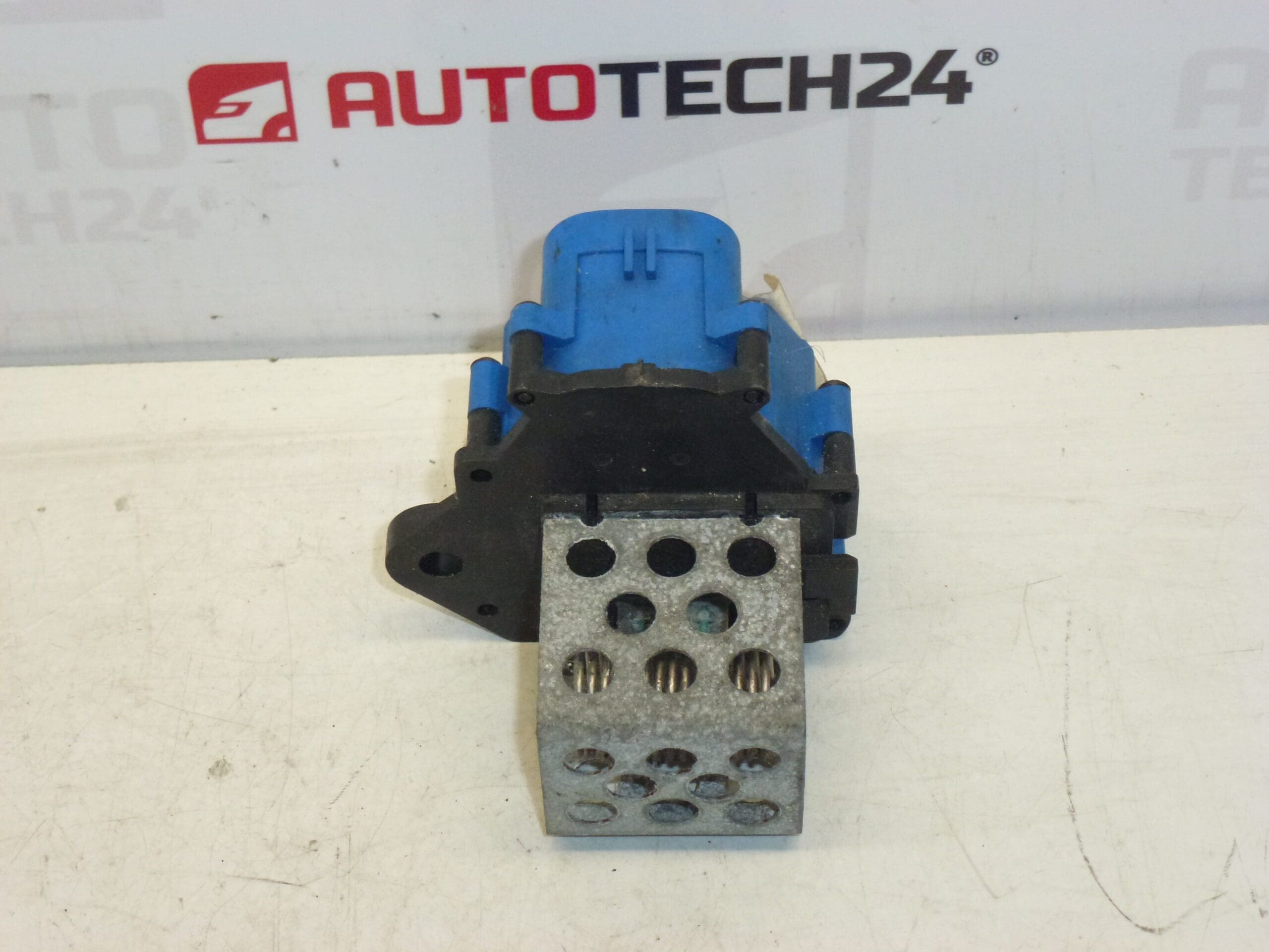 Rezistor sahary Citroën Peugeot 9662240180 1308CP - Obrázek 2