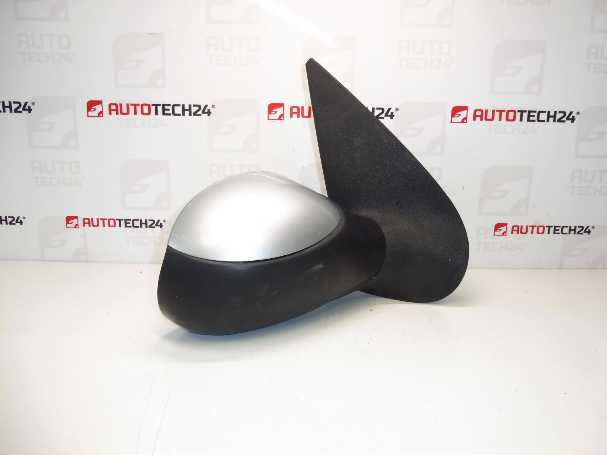 Pravé zrcátko Peugeot 206 EZRC 96432613XT 8154JC