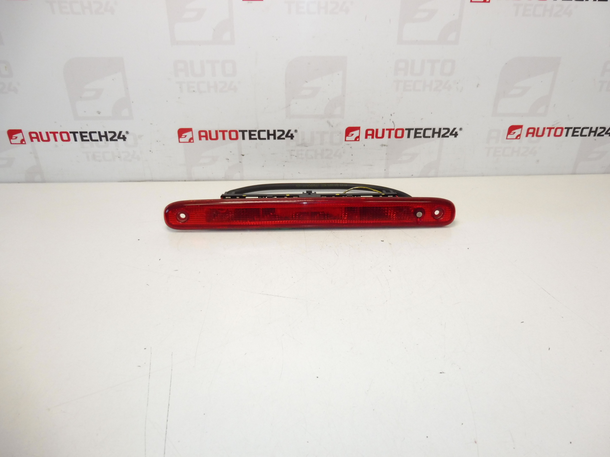 Třetí brzdové světlo použité Citroën C1 Peugeot 107 1606372780