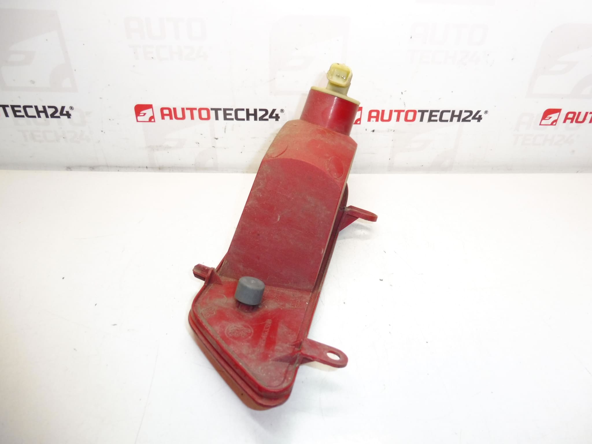 Zadní mlhové světlo levé Peugeot 3008 9685463380 6350HG - Obrázek 2