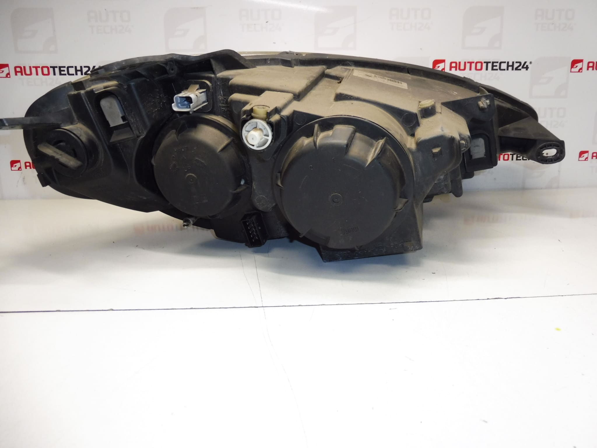 Přední levý světlomet Peugeot 807 1400964380 89901574 6208F1 - Obrázek 2