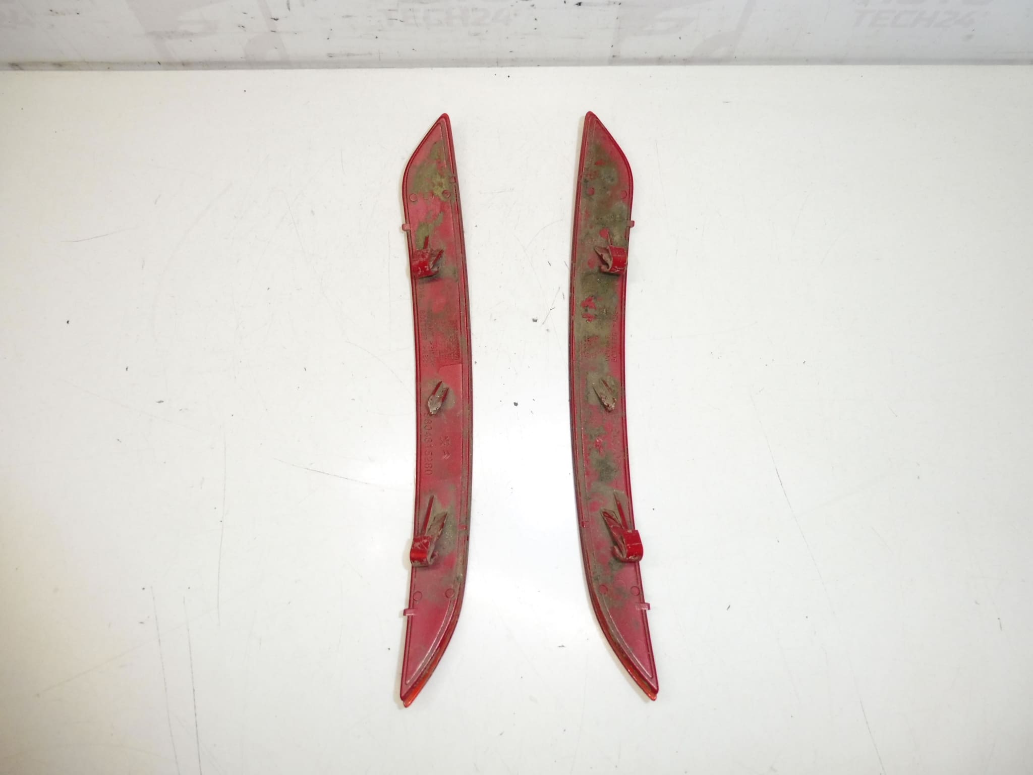 Sada odrazek nárazníku Peugeot 308 T9 Combi 9804313480 9804315280 - Obrázek 2