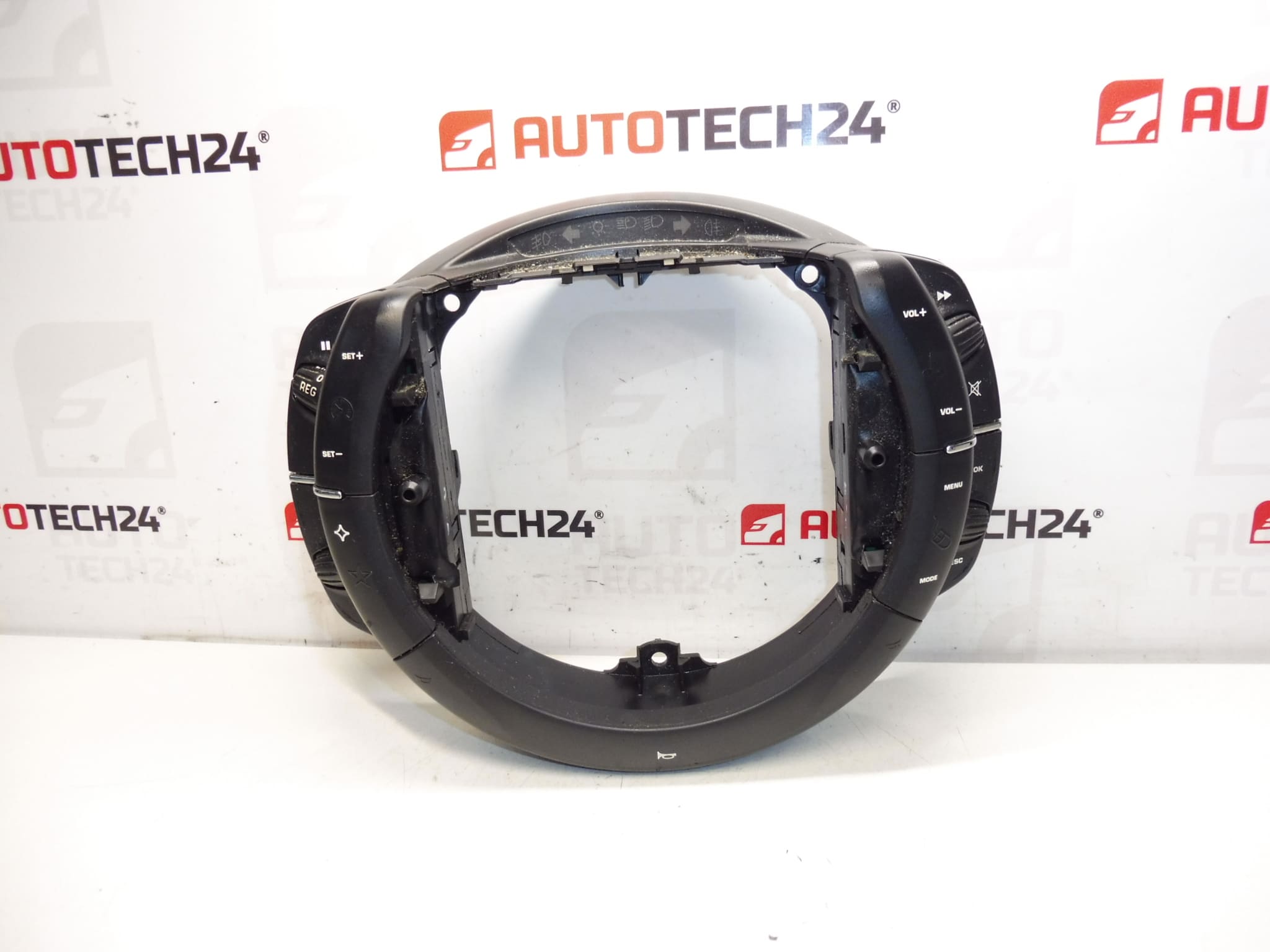 Ovladače na volantu Citroën C4 96624936ZD 6242N4 6239RZ