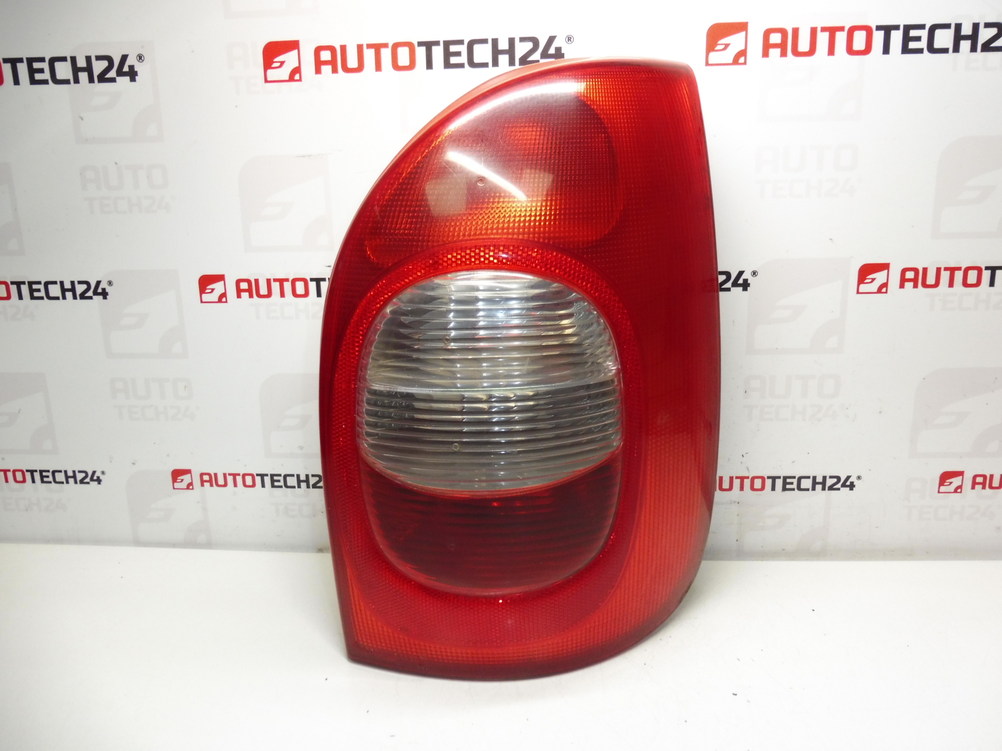 Zadní lampa pravá Citroën Xsara Picasso do 04 9631563980 6351N0