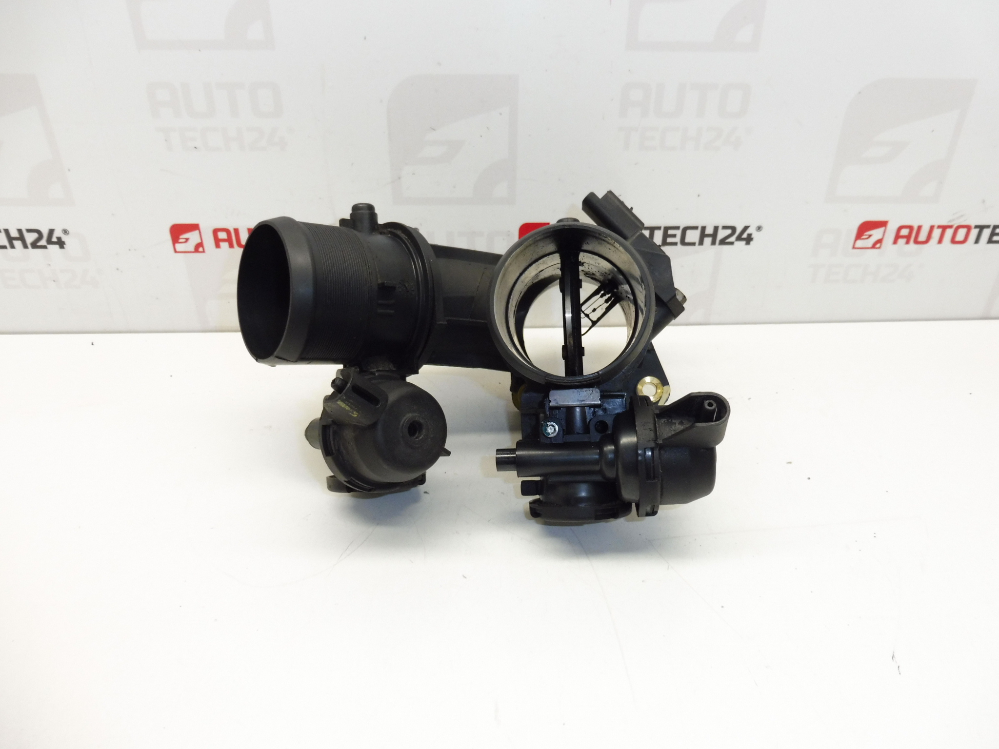 Škrtící klapka 2.0 HDI Peugeot 9646846380 0345F0