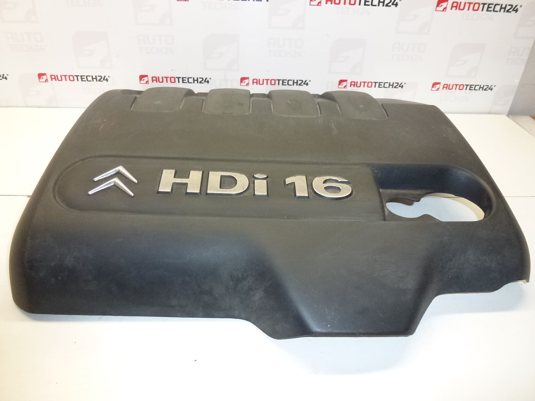 Kryt motoru 2.0 HDI RHR Citroën 9657955780 013770