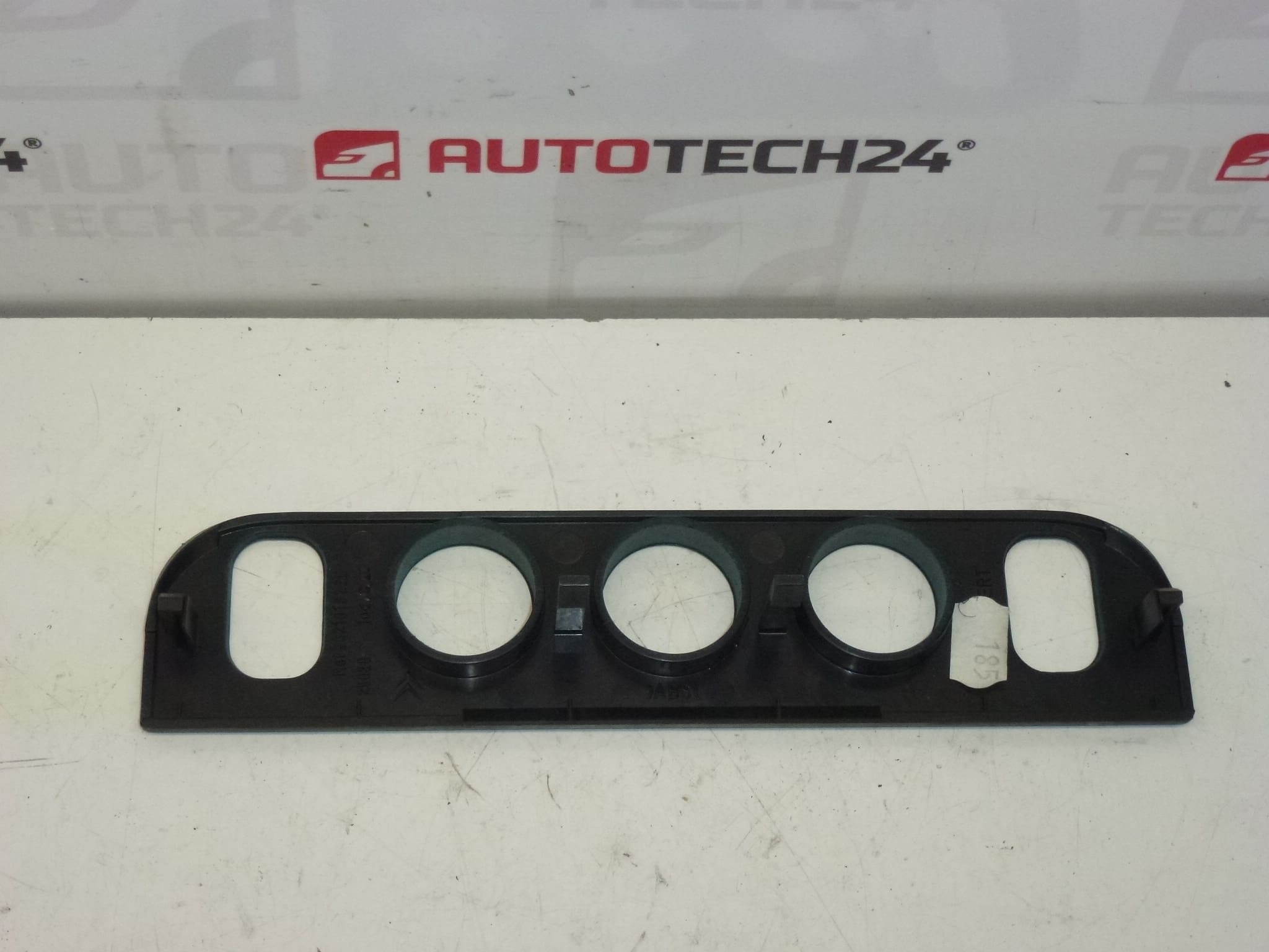 Kryt palubní desky Citroën Berlingo I a Peugeot Partner I 96210132ZL 8212ER - Obrázek 2