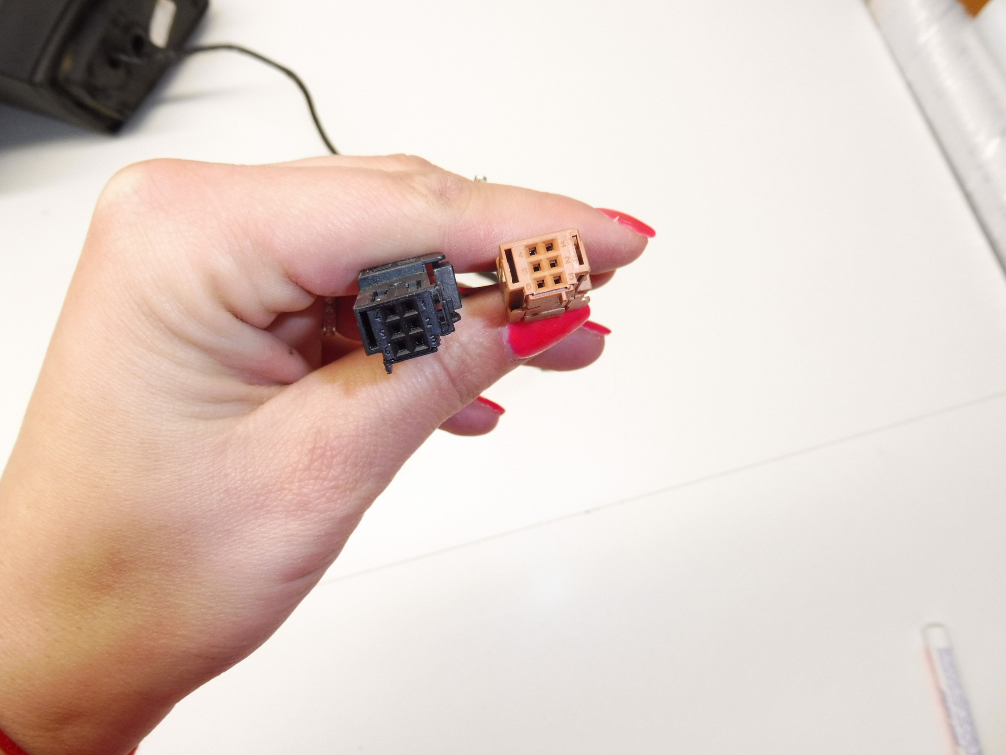 Levé zrcátko Peugeot 207 96806498XT 8149ZG