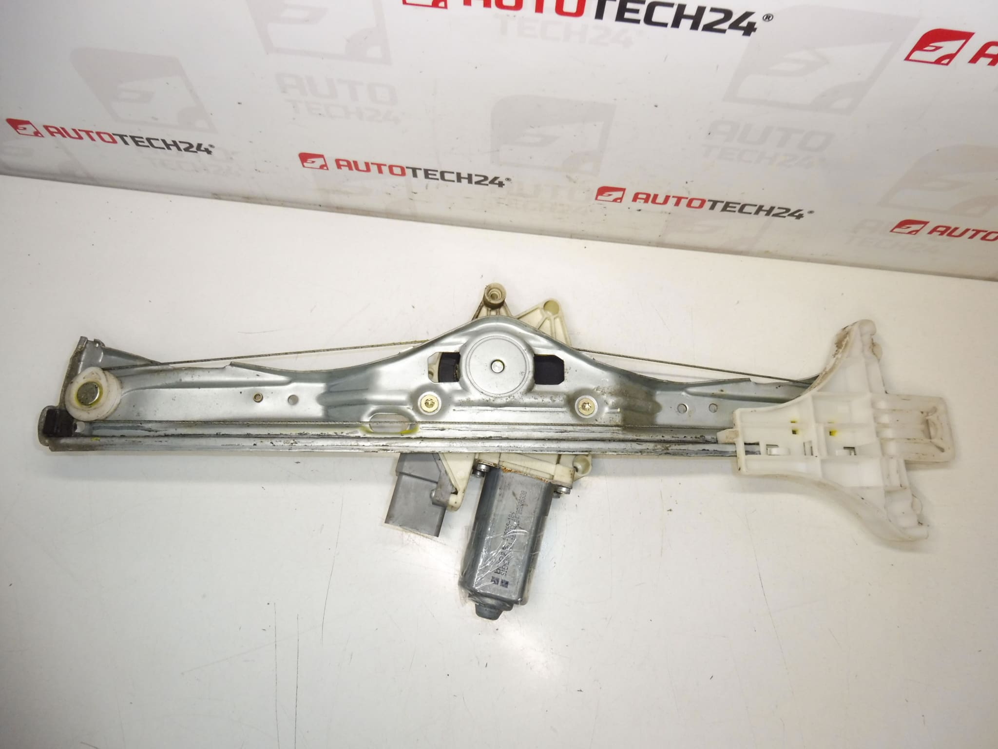 Mechanismus stahování levého zadního okna Citroën C5 01-07 922364 - Obrázek 2