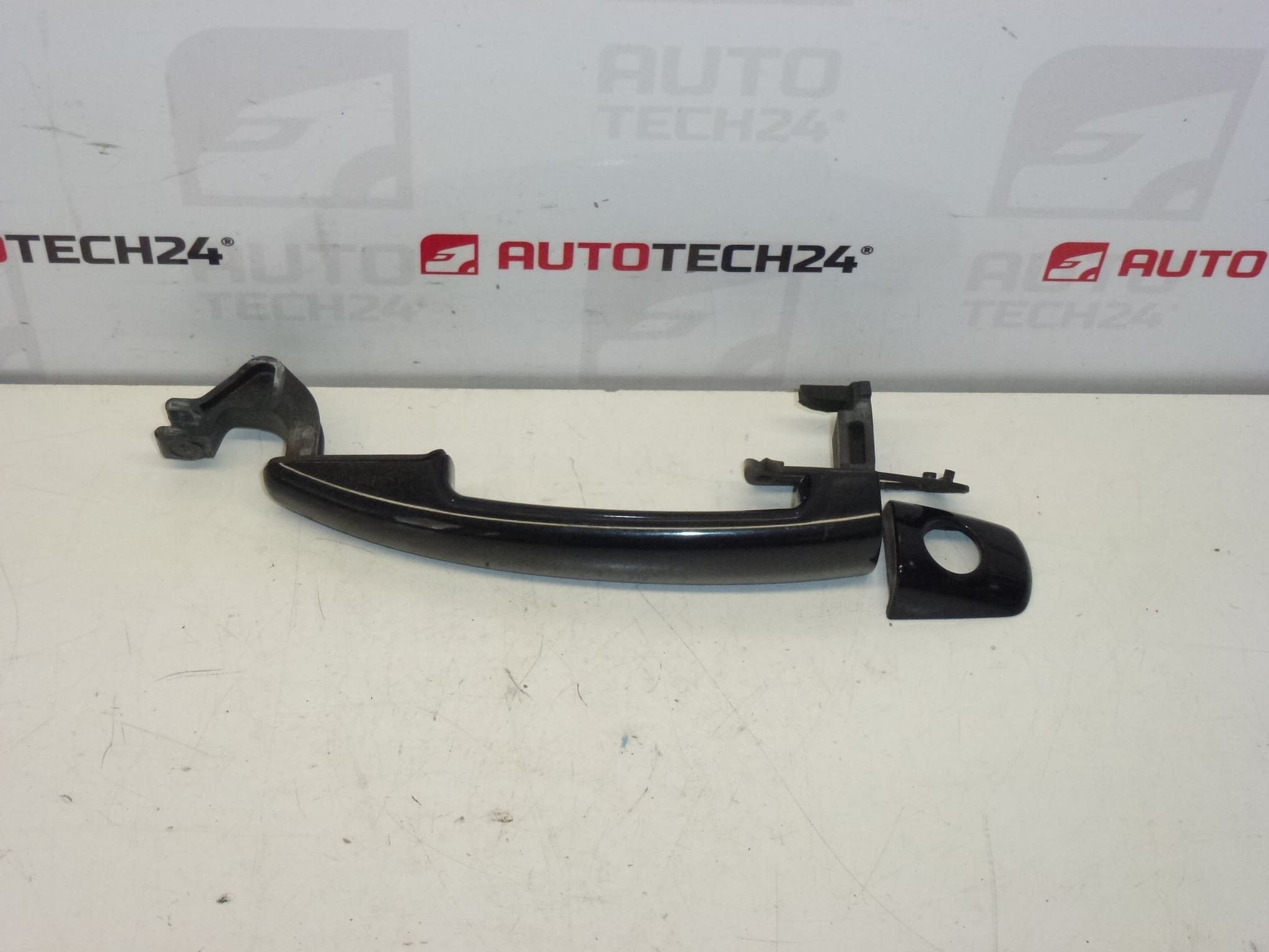 Klika dveří řidič Citroën Peugeot KTVD 9101EP