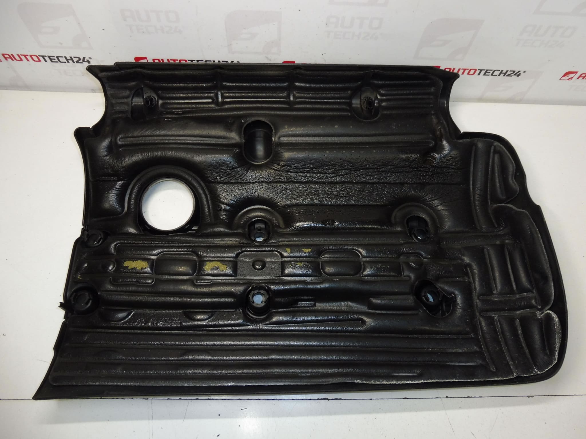 Kryt motoru 1.8 16V 6FY Citroen Peugeot 9655202180 963936480 - Obrázek 2