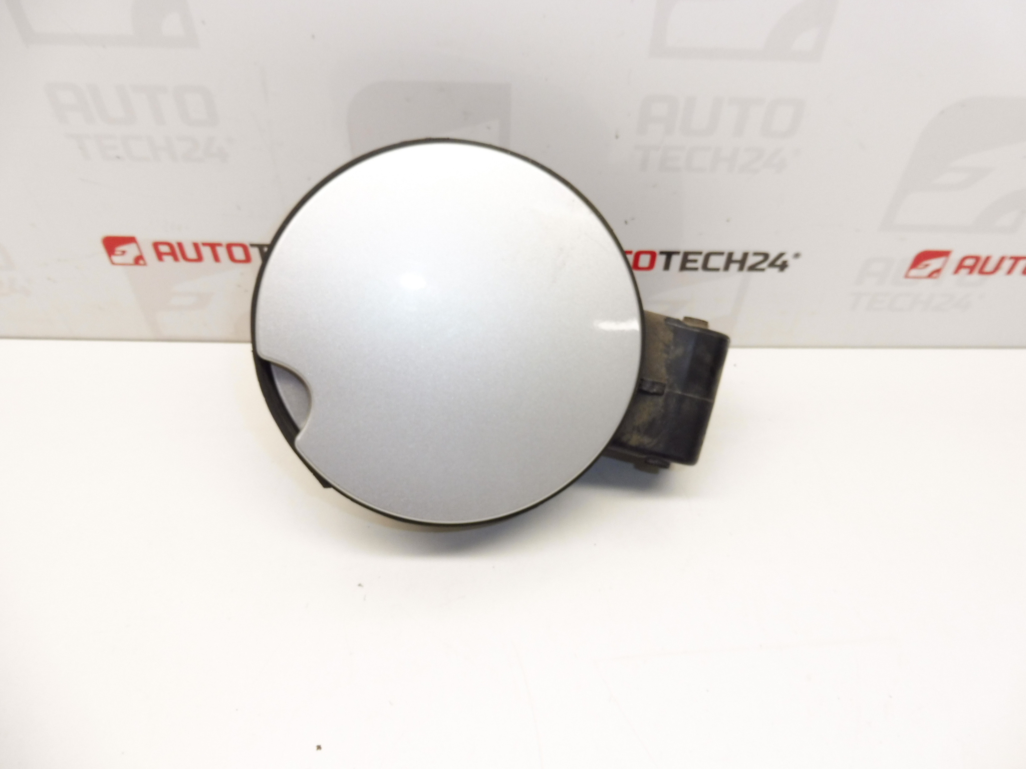 Víčko krytu plnicího hrdla nádrže Citroën C4 5 dveří 9650573477 1517C1 EZRC