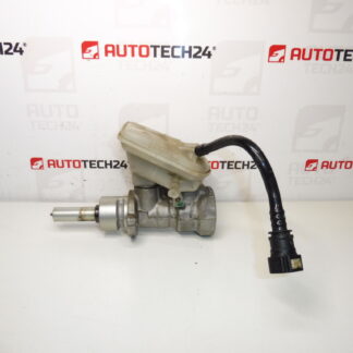 Hlavní brzdový válec BOSCH Citroën Peugeot 0204123596 22472579 4601L2