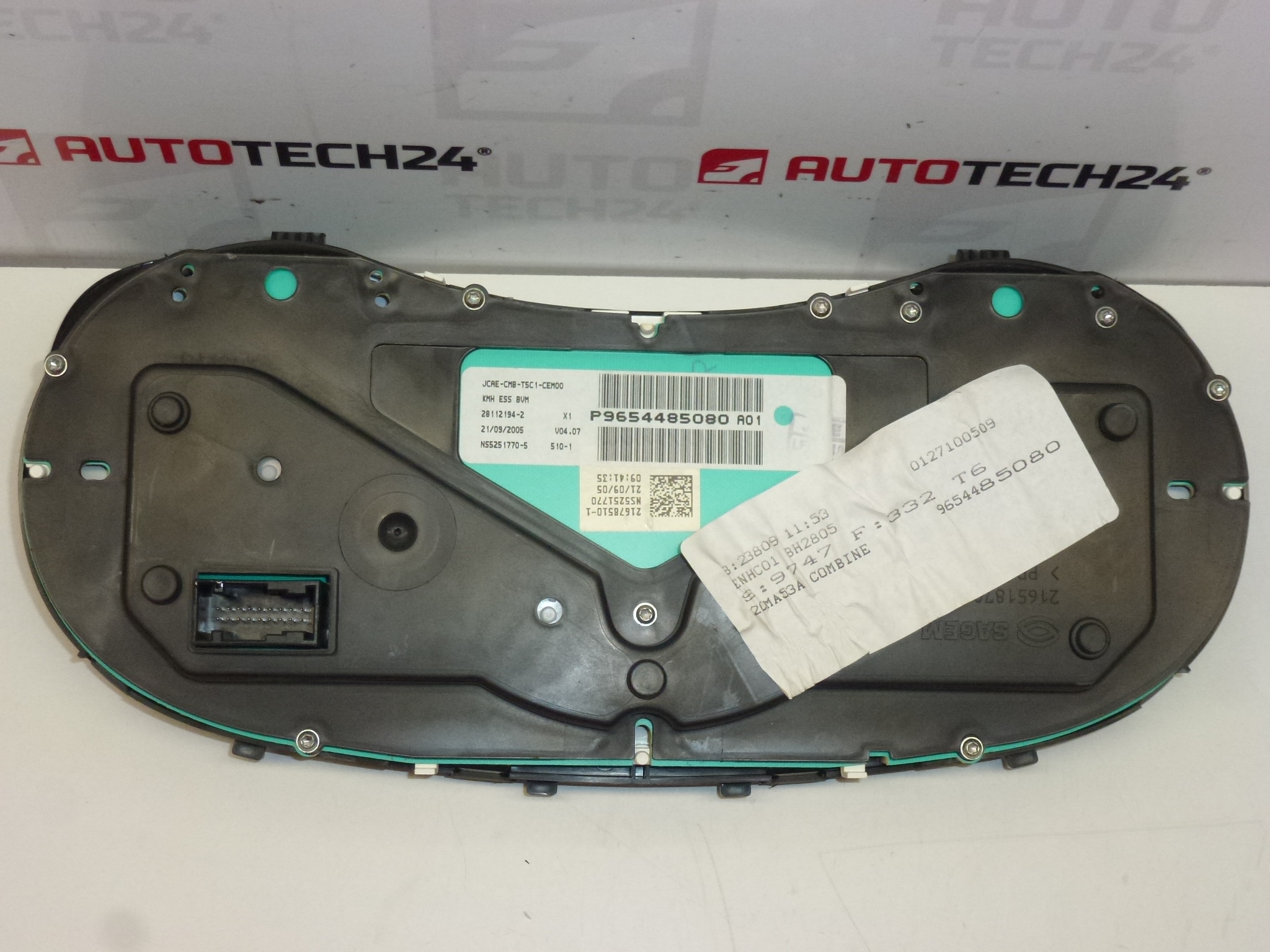 Tachometr Peugeot 307 II najeto 215000 km 9654485080 6106N0