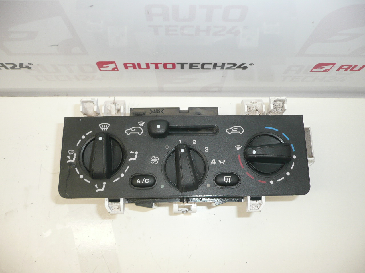 Ovladač topení klimatizace Citroën C2 C3 F664479W 6451KR
