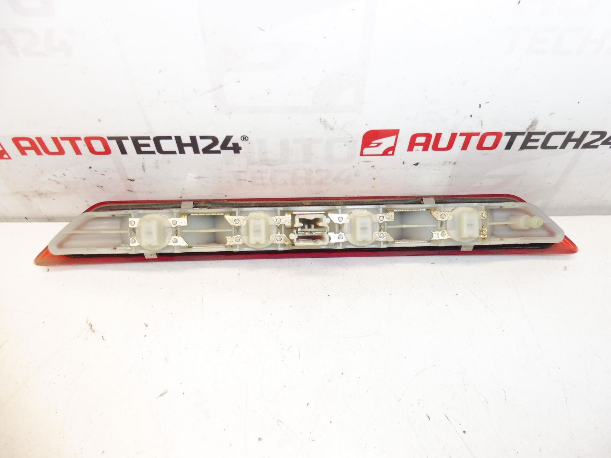 Přídavná brzdová svítilna Citroën C3 II 9683116580 6351JS - Obrázek 2