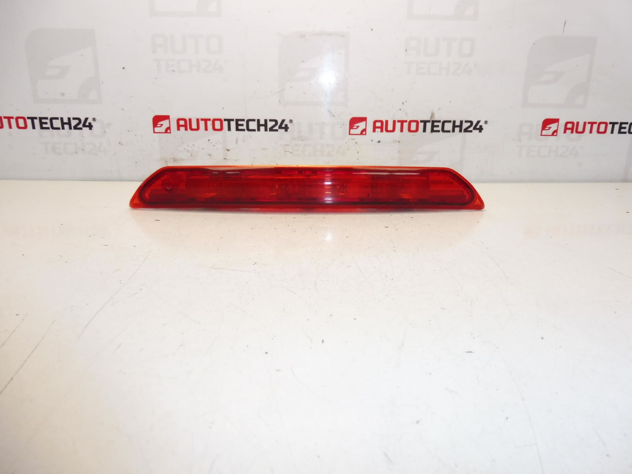 Přídavná brzdová svítilna Citroën C3 II 9683116580 6351JS