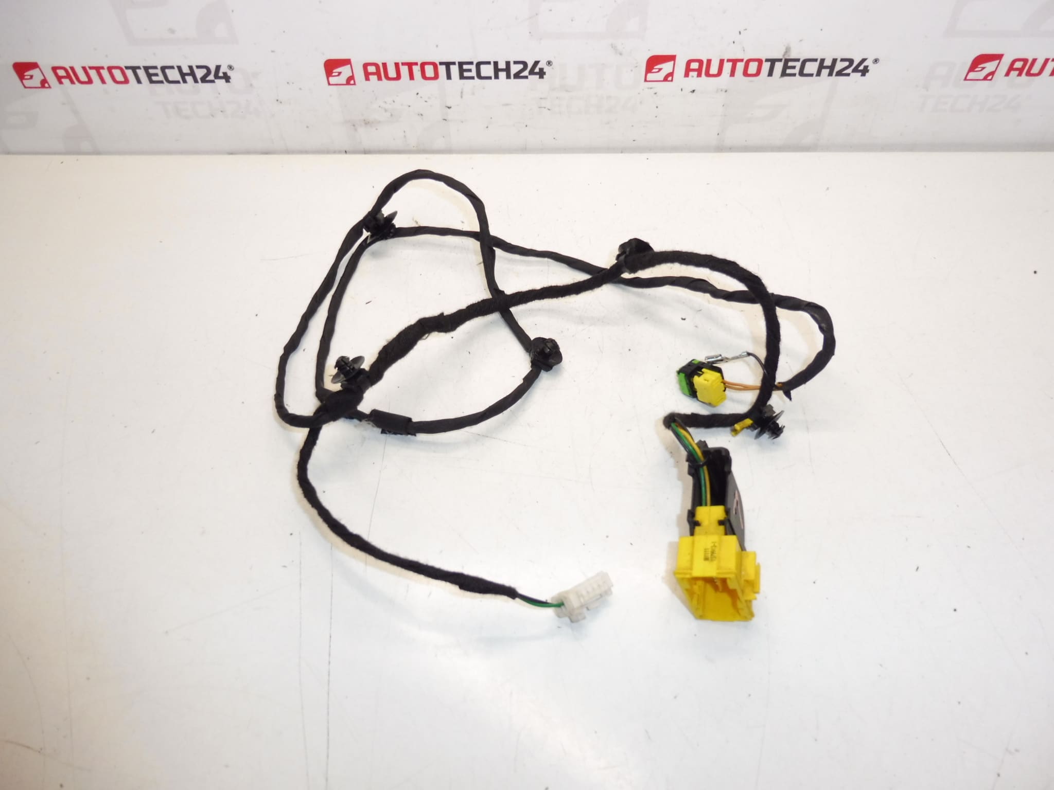 Svazek sedadla řidiče Citroen C3 II A51 1608078880
