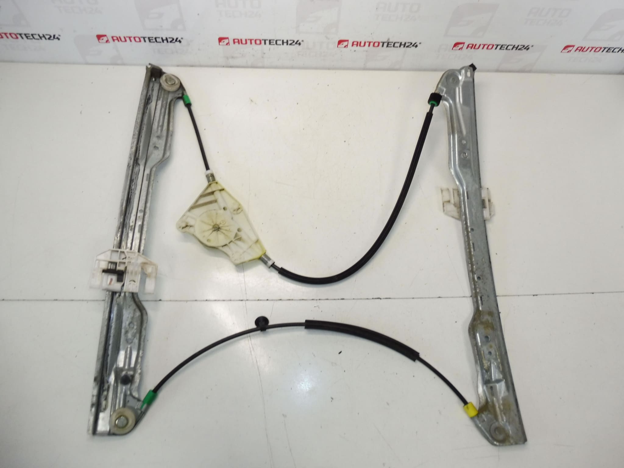 Mechanismus stahování okna spolujezdce Citroën C5 01-07 9222P5 - Obrázek 2