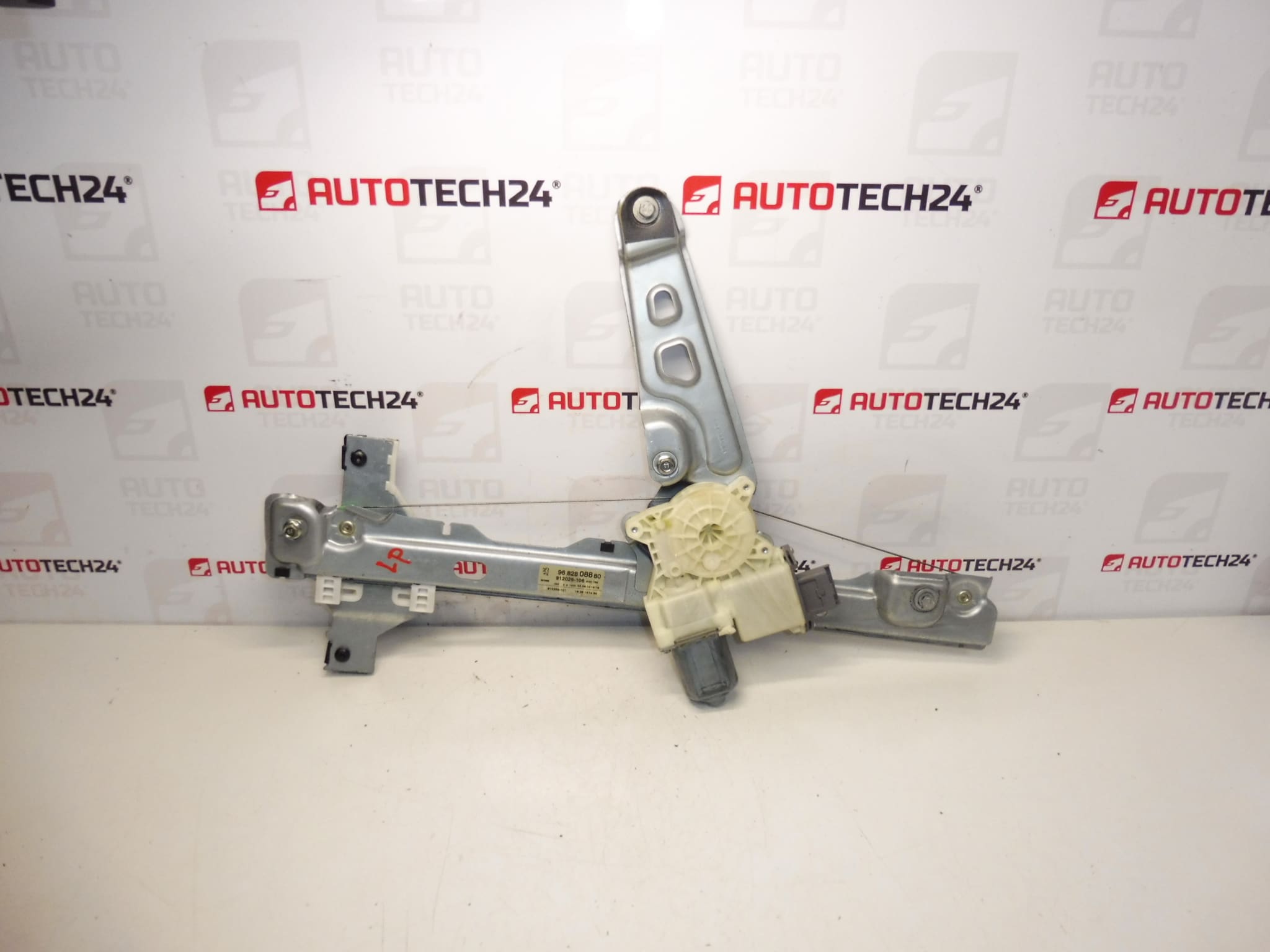 Mechanizmus pravého předního okna Peugeot 3008 5008 9682808880 9222FF