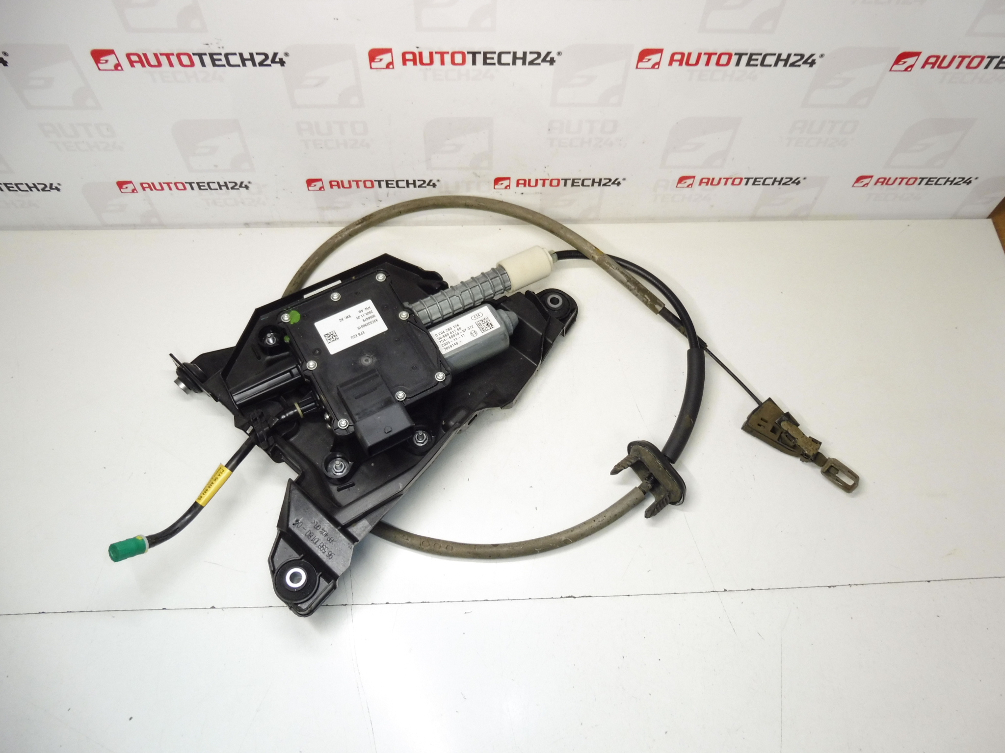 Elektronická ruční brzda Peugeot 3008 I 0204280099 9684898480 470209