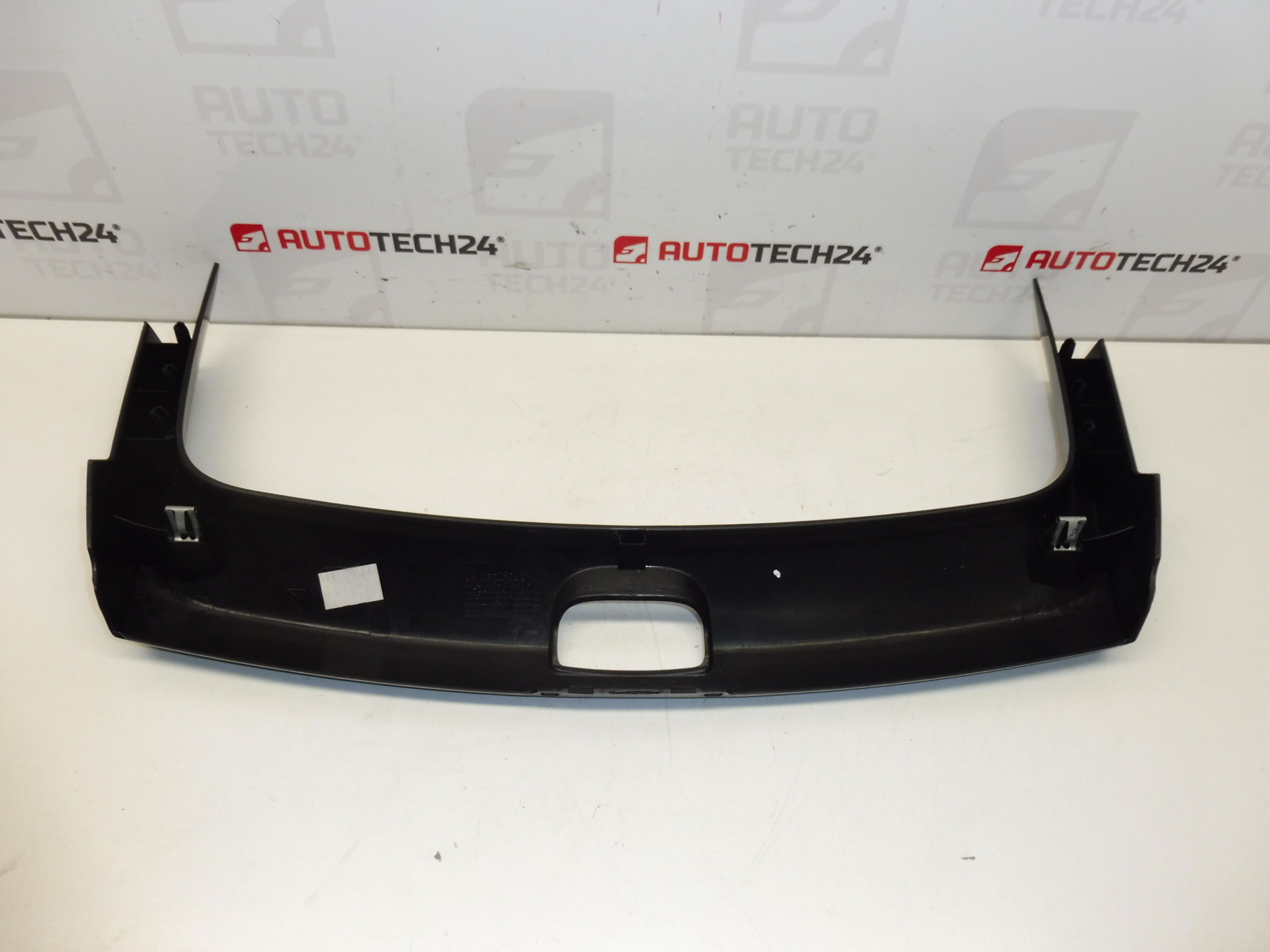 Okrasný kryt Citroën C4 Picasso 9681036277 8209J2