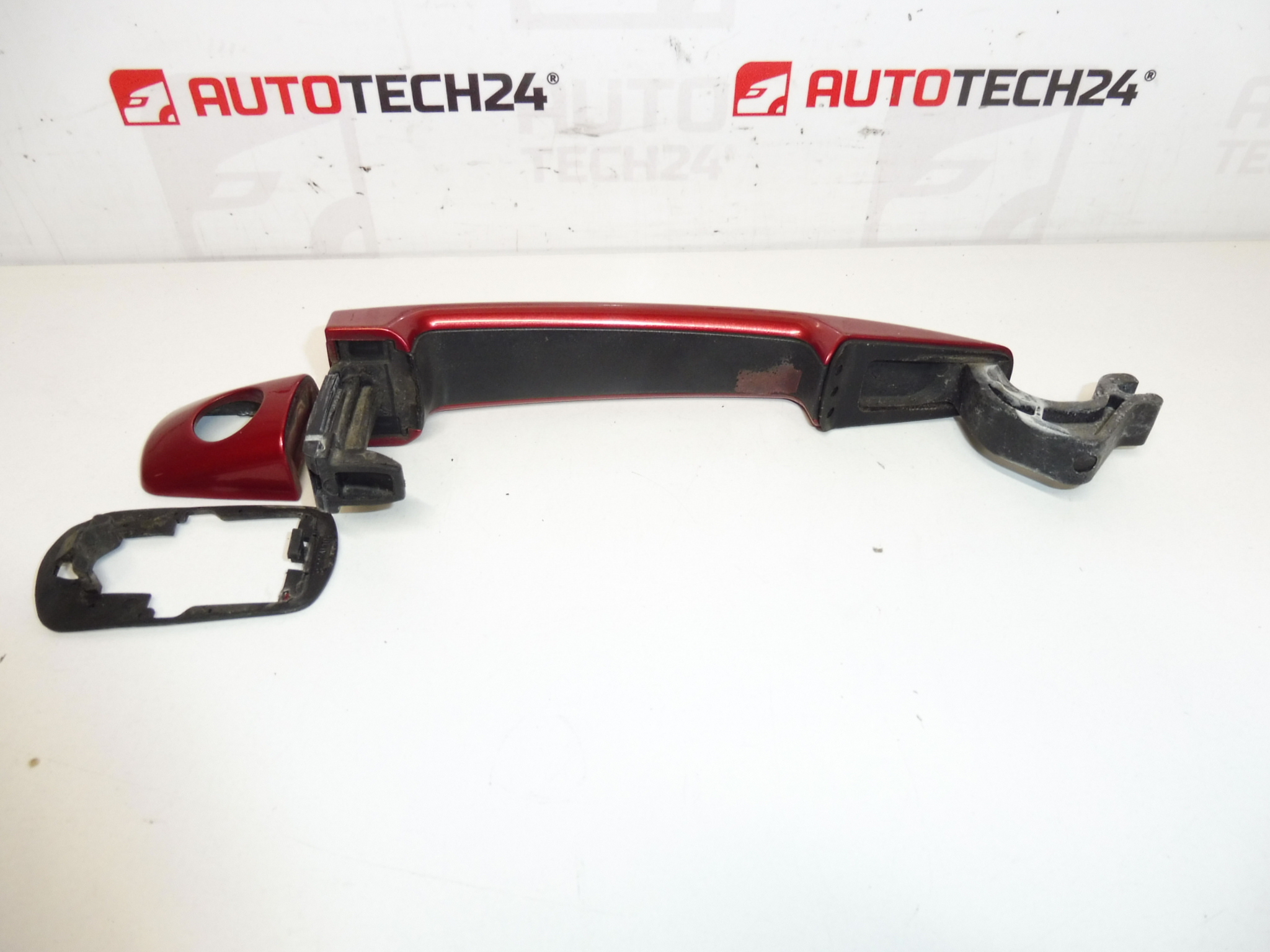 Klika dveří Citroën Peugeot červená EKQD 9101GF