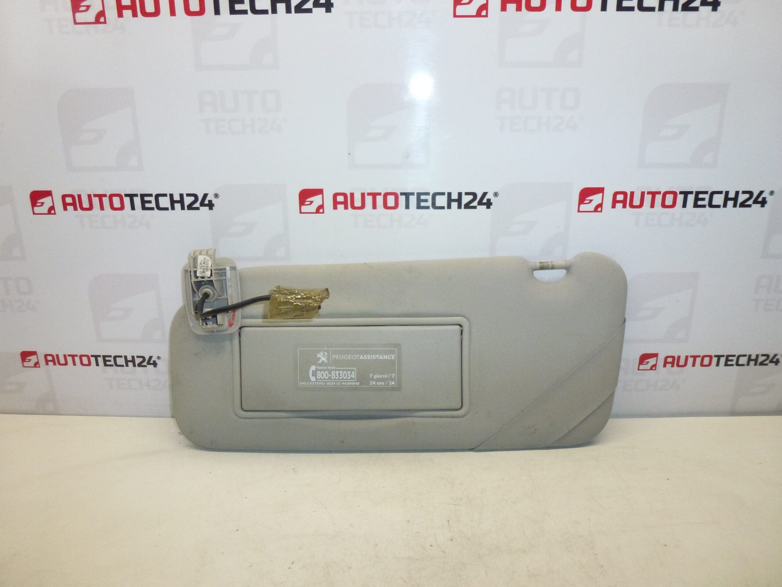 Sluneční clona řidiče Peugeot 407 levá 8143NZ