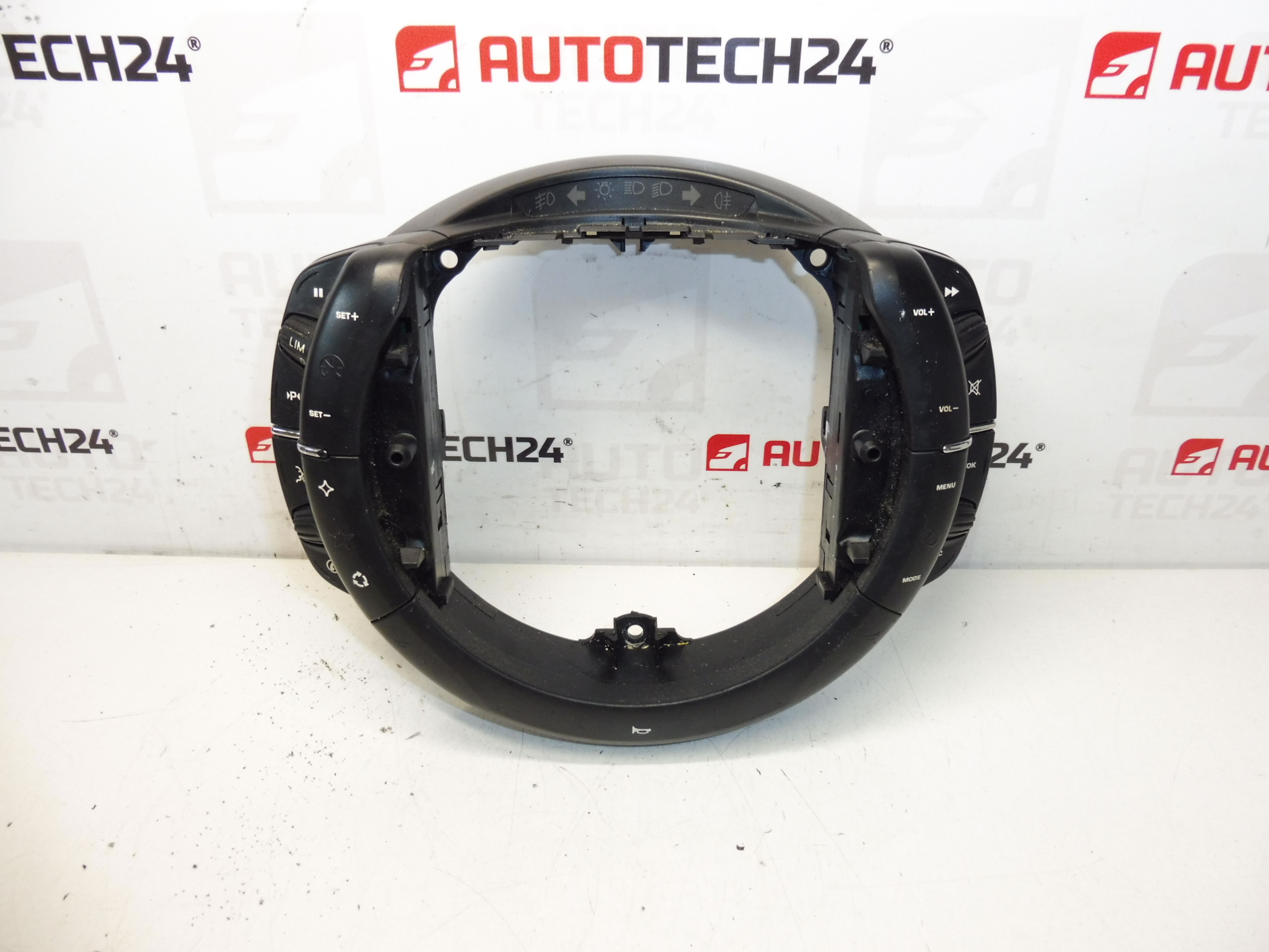 Ovladače na volantu Citroën C4 i Picasso 96624941ZD 6242Y9
