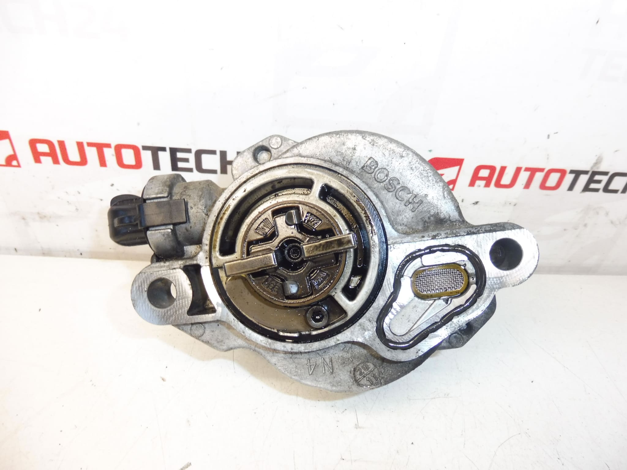 Vývěva 1.6 HDI Citroën Peugeot 9653898080 456570 - Obrázek 2