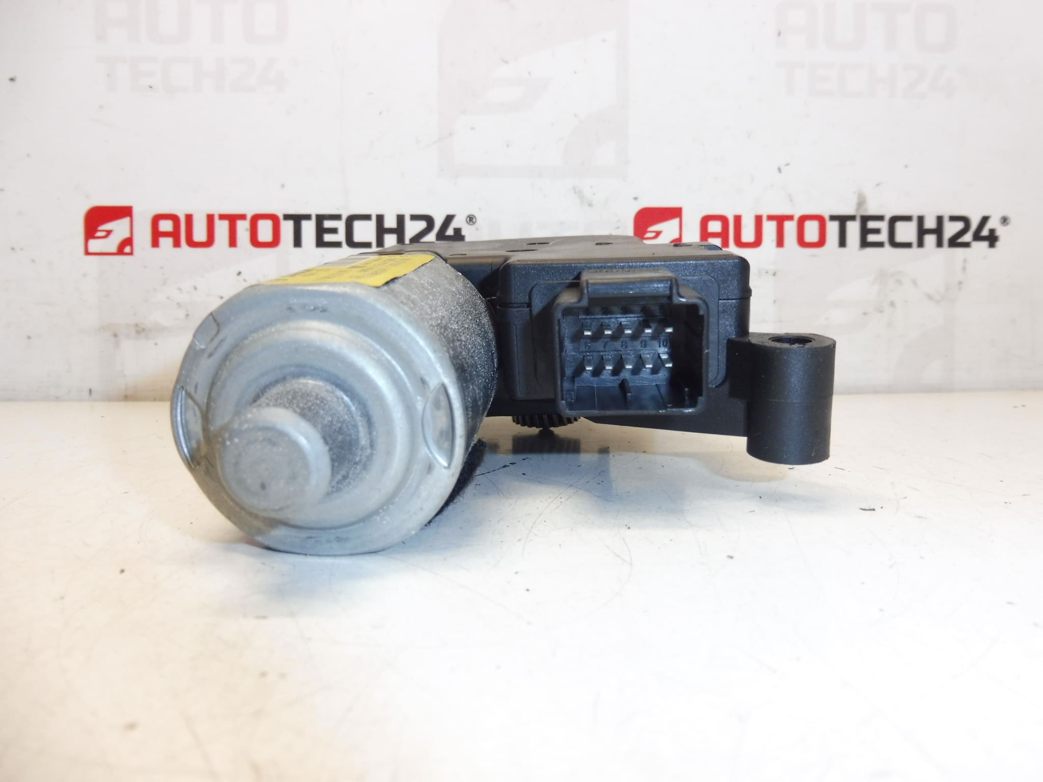 Elektromotor Bosch Peugeot 307 T7 0390200075 8401RR - Obrázek 2