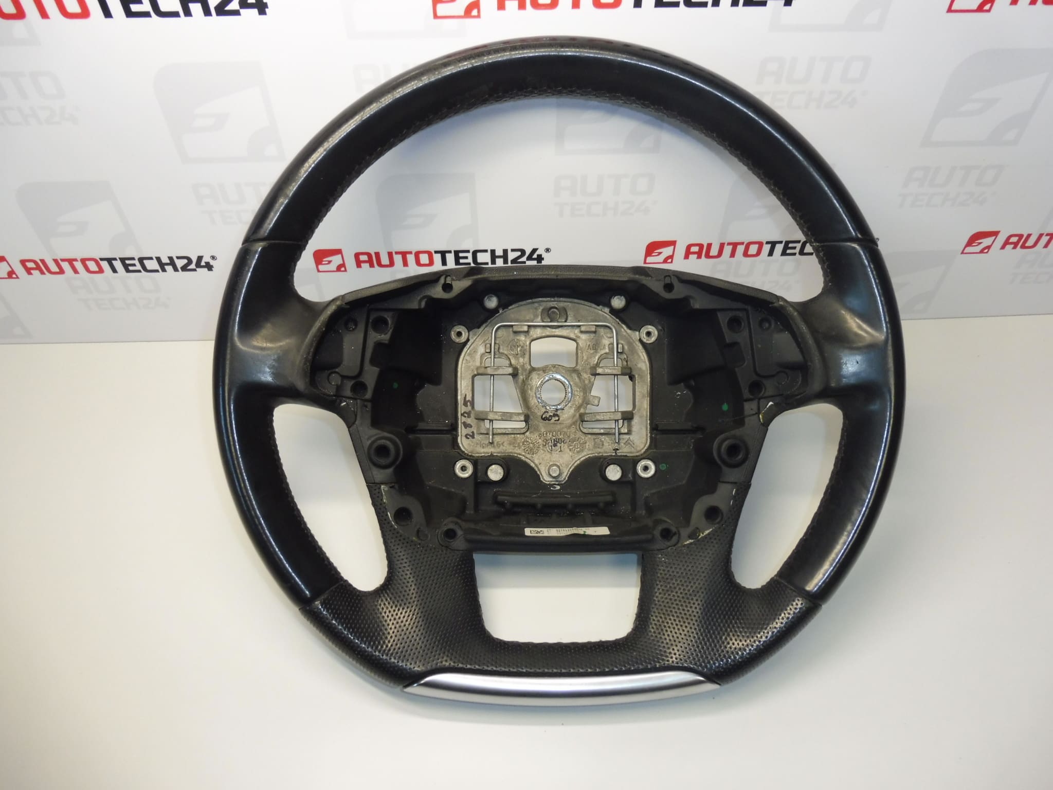 Volant Citroen C4 II a DS4 96754515ZD 98039712ZD