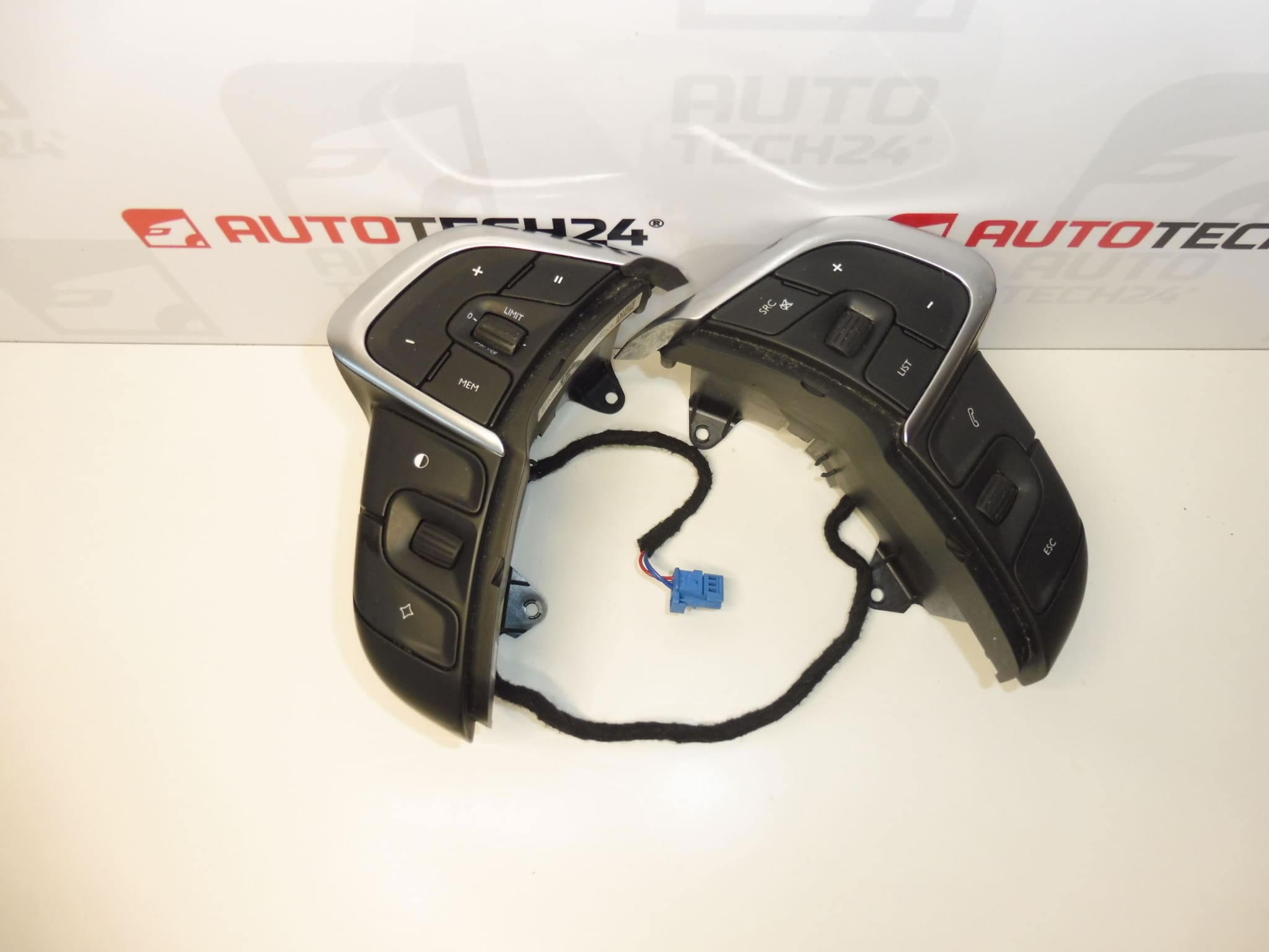 Ovládání volantu Citroen C4 II a DS4 96720514ZD 98094655ZD