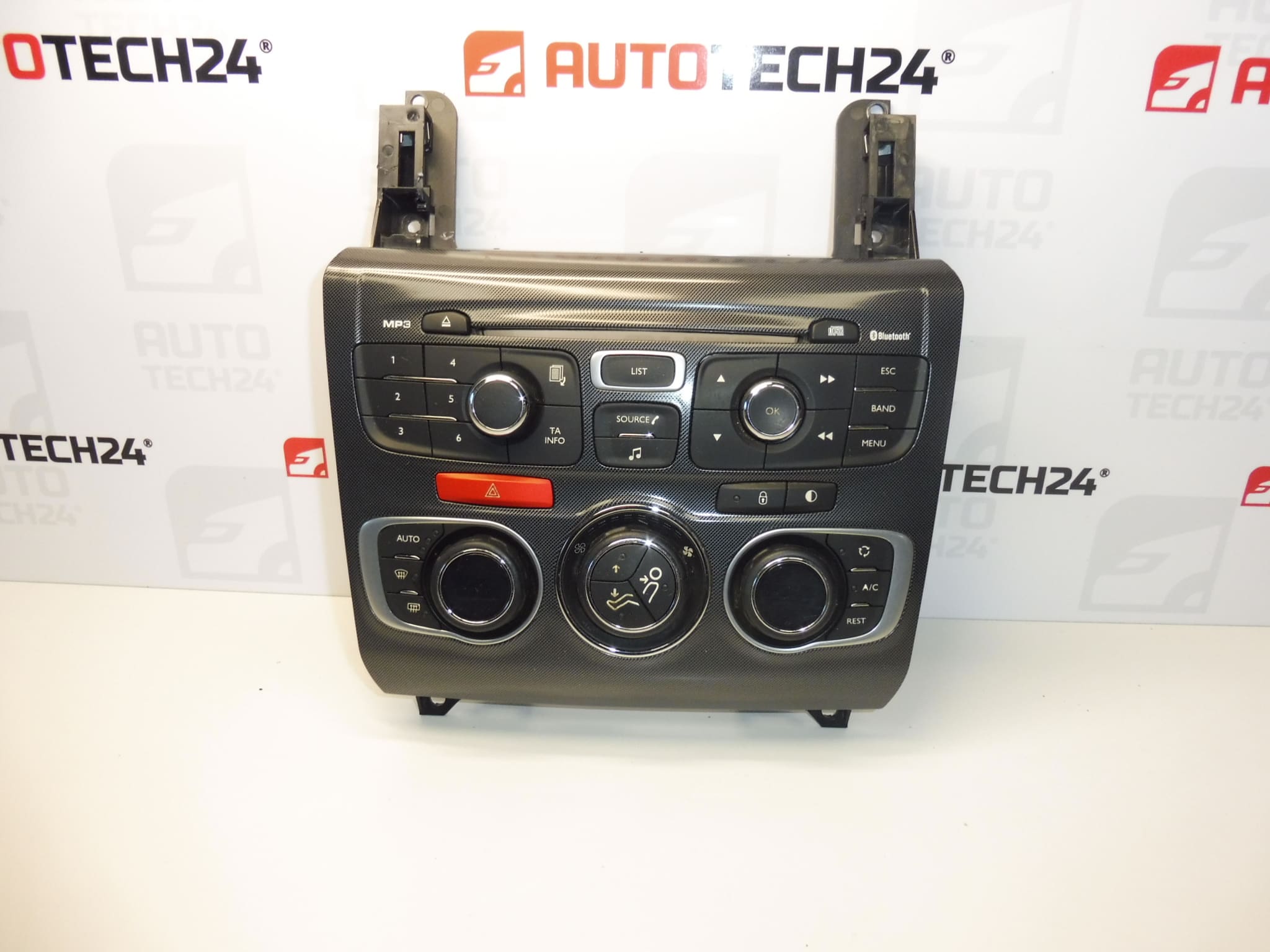 Vícefunkční panel Citroën C4 II 9666027477 6155HL