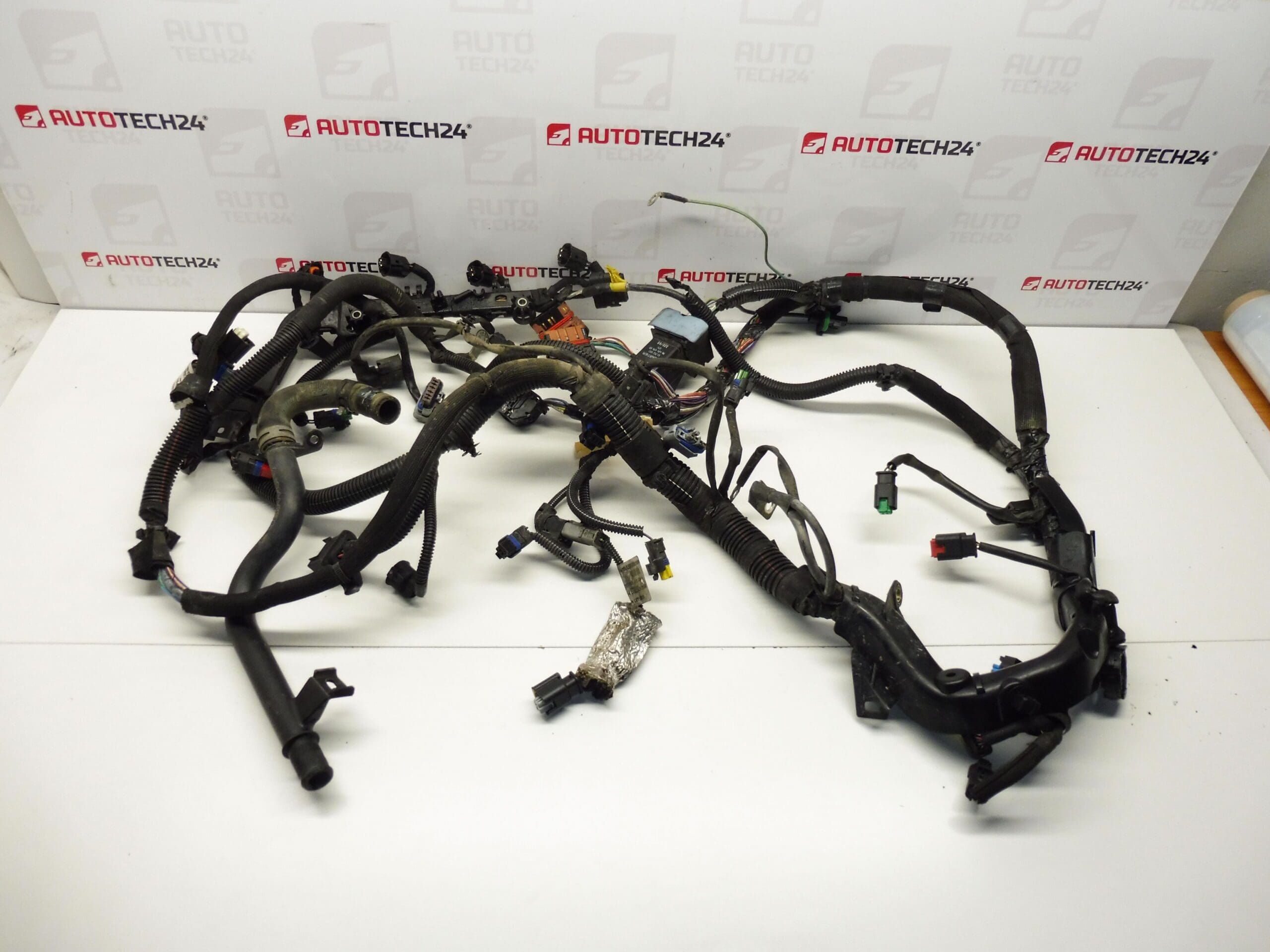 Svazek Citroën Peugeot 1.6HDI 9687138480 9687238280 9687150780 6569XY