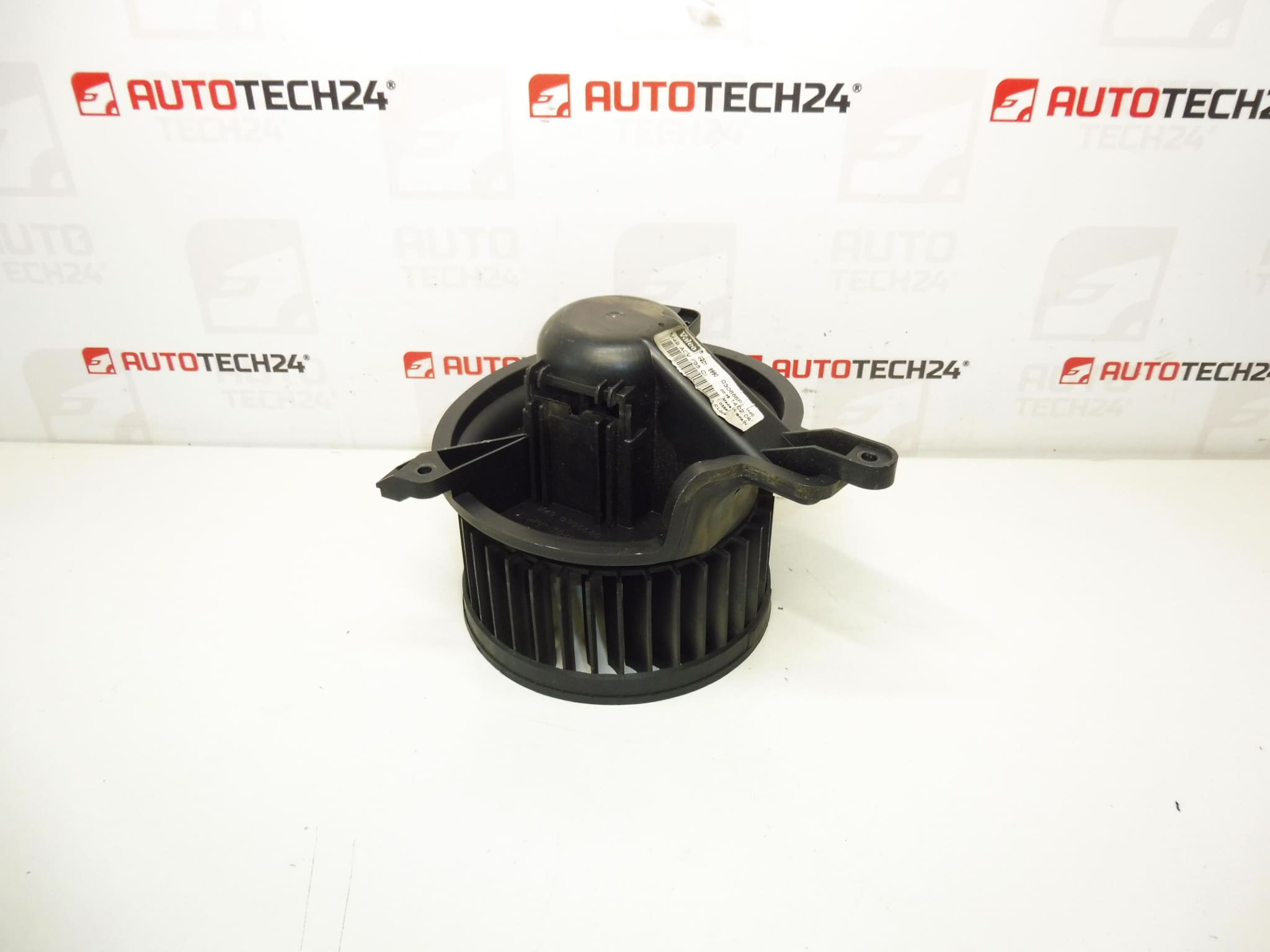 Ventilátor topení Citroën Peugeot 030666P 6441R4