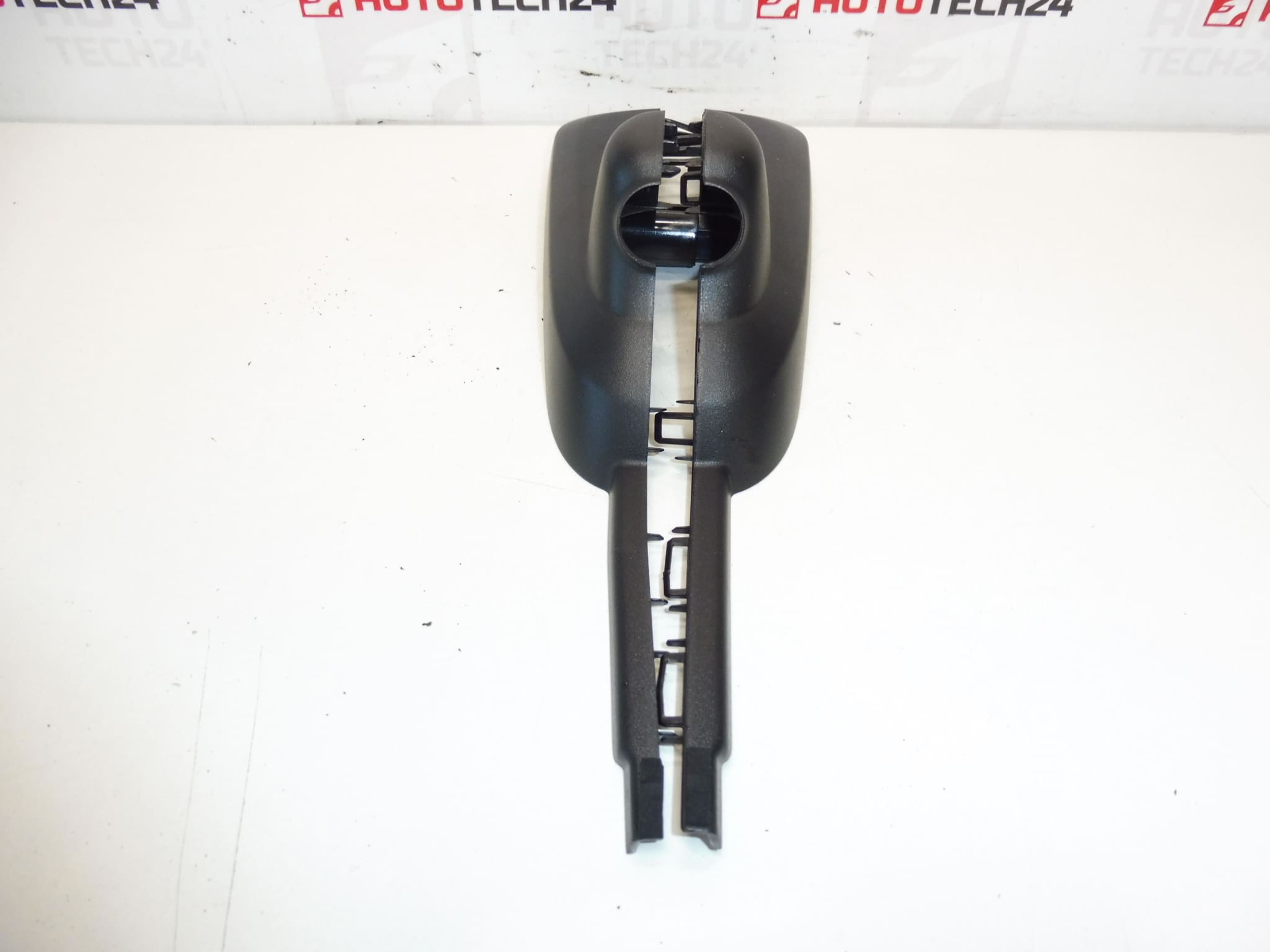 Kryt vnitřní zpětné zrcátko Peugeot 3008 a 5008 8153XT 8153XV