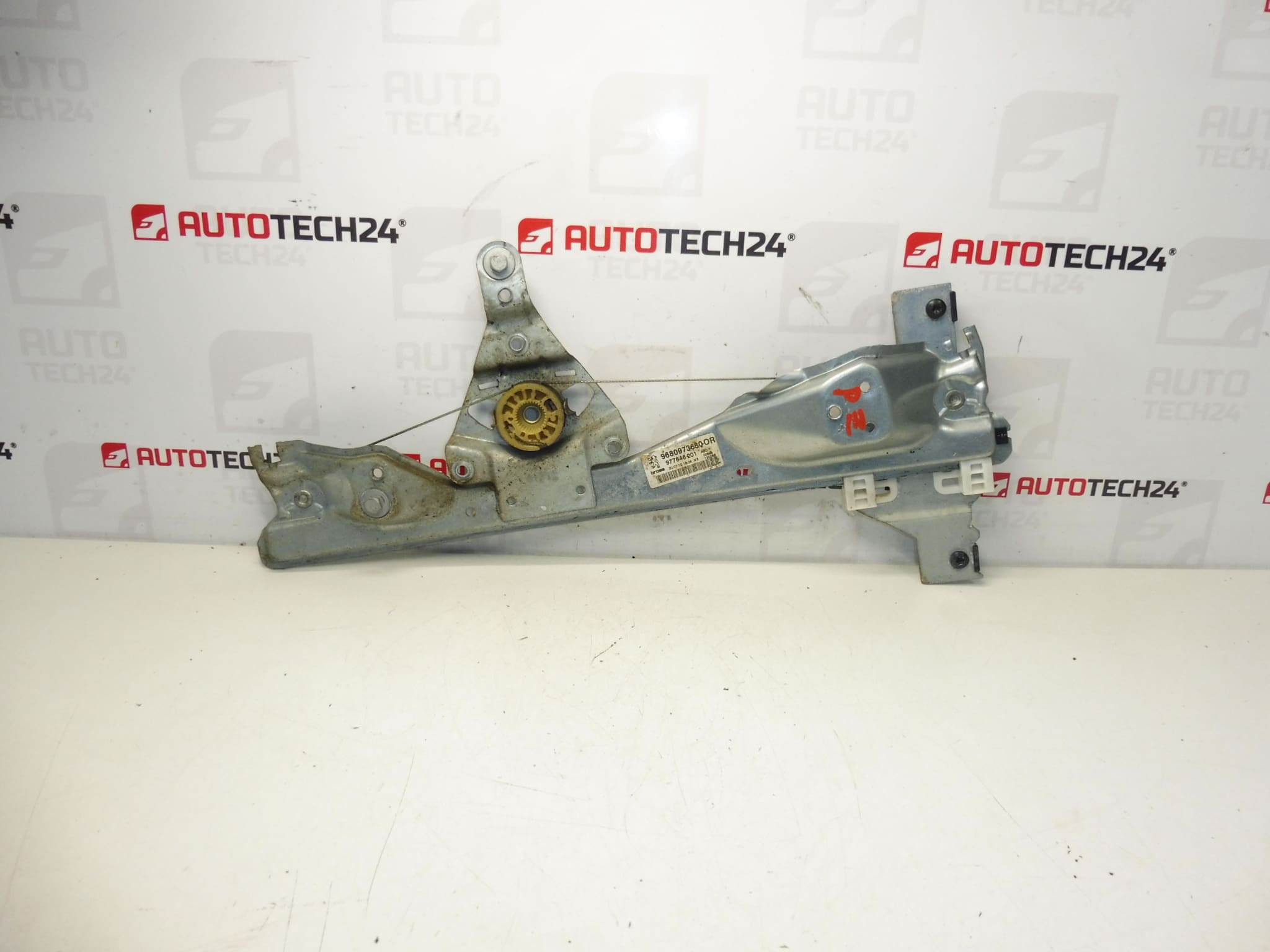 Mechanizmus stahování pravého zadního okna Peugeot 308 9680973680 9224E9