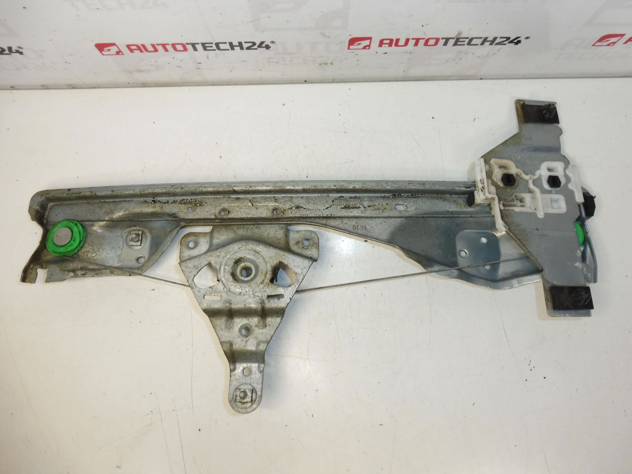 Mechanizmus stahování pravého zadního okna Peugeot 308 9680973680 9224E9