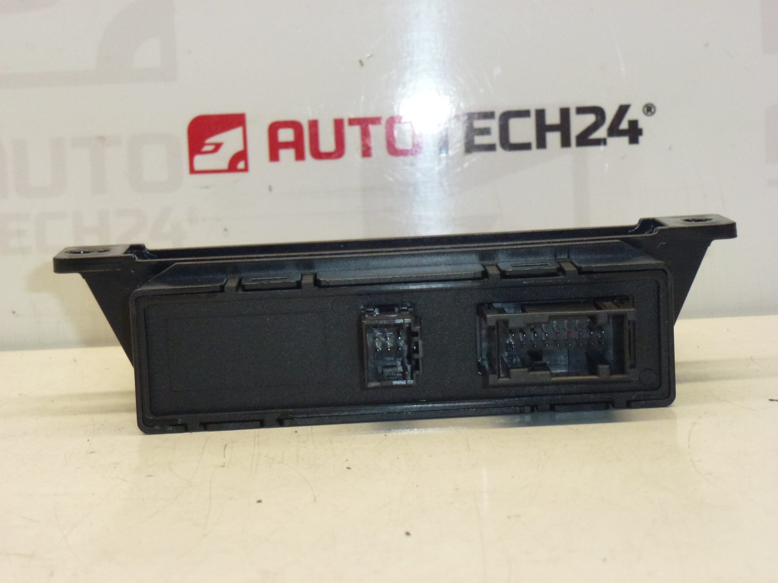 ECU PDC Peugeot 407 9656174280 9659350680 - Obrázek 2