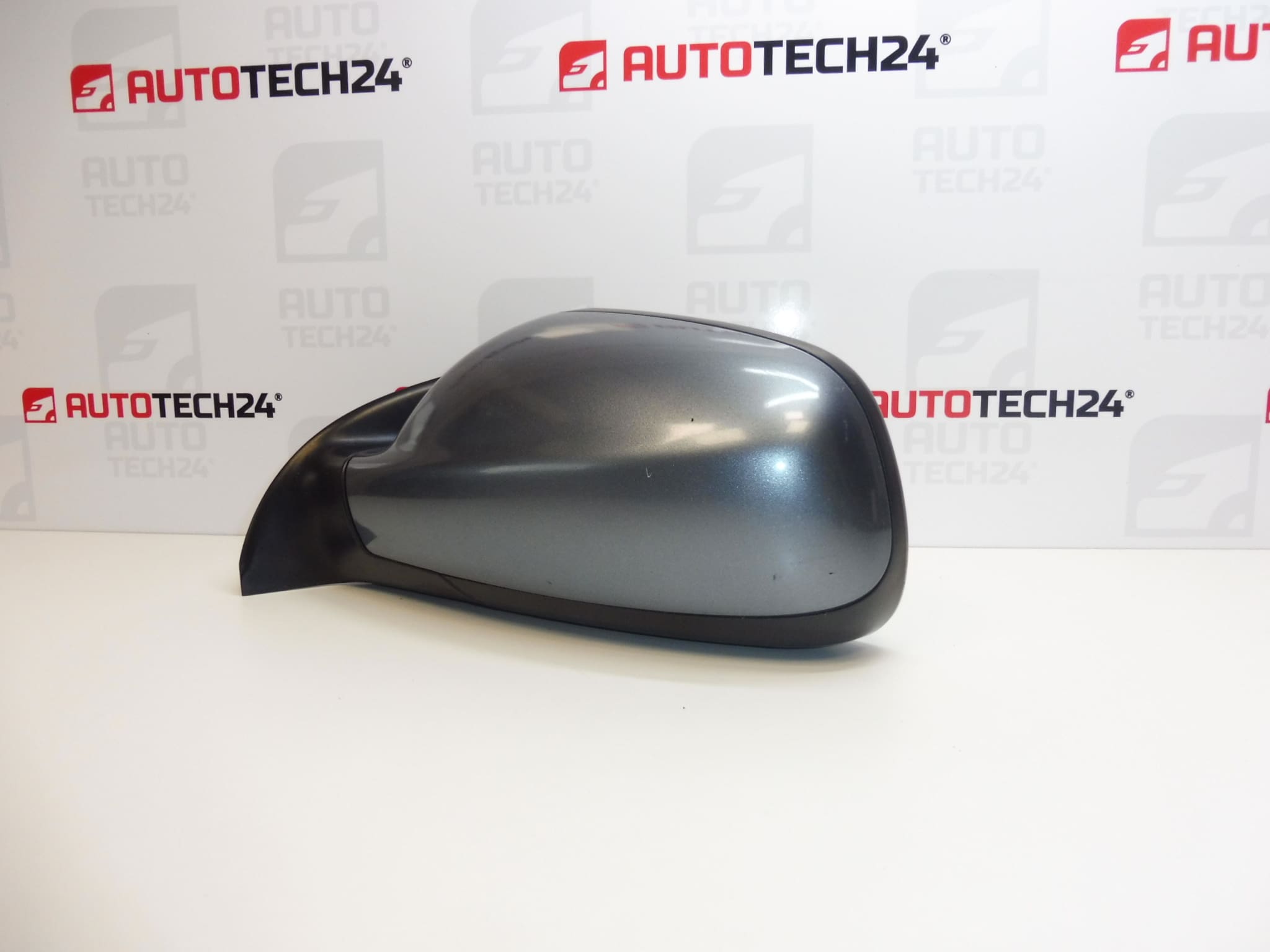 Levé zrcátko elektricky sklopné EZWD Peugeot 307 8149VV