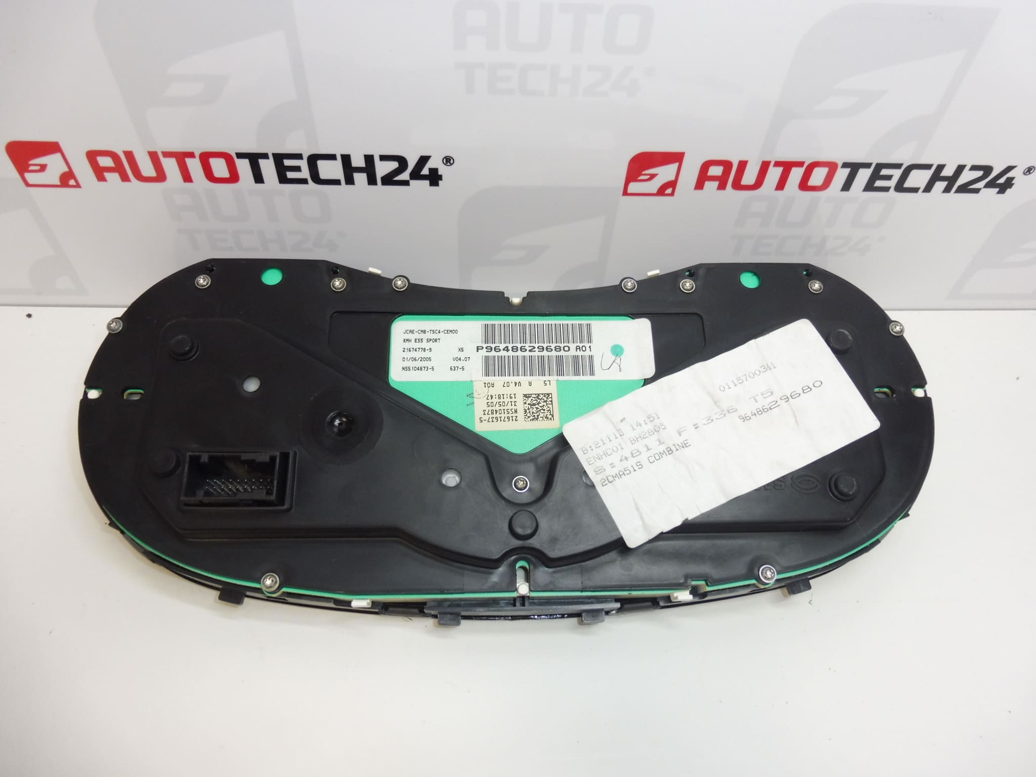 Tachometr Peugeot 307 252.000 km 9648629680 6103J6 - Obrázek 2