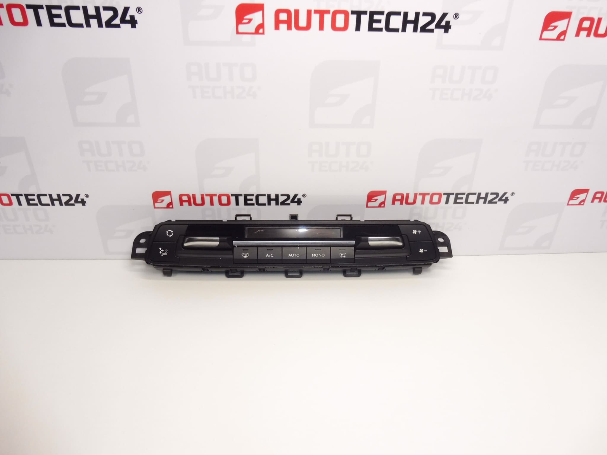Ovladač topení Citroën Peugeot Opel 98075402ZD